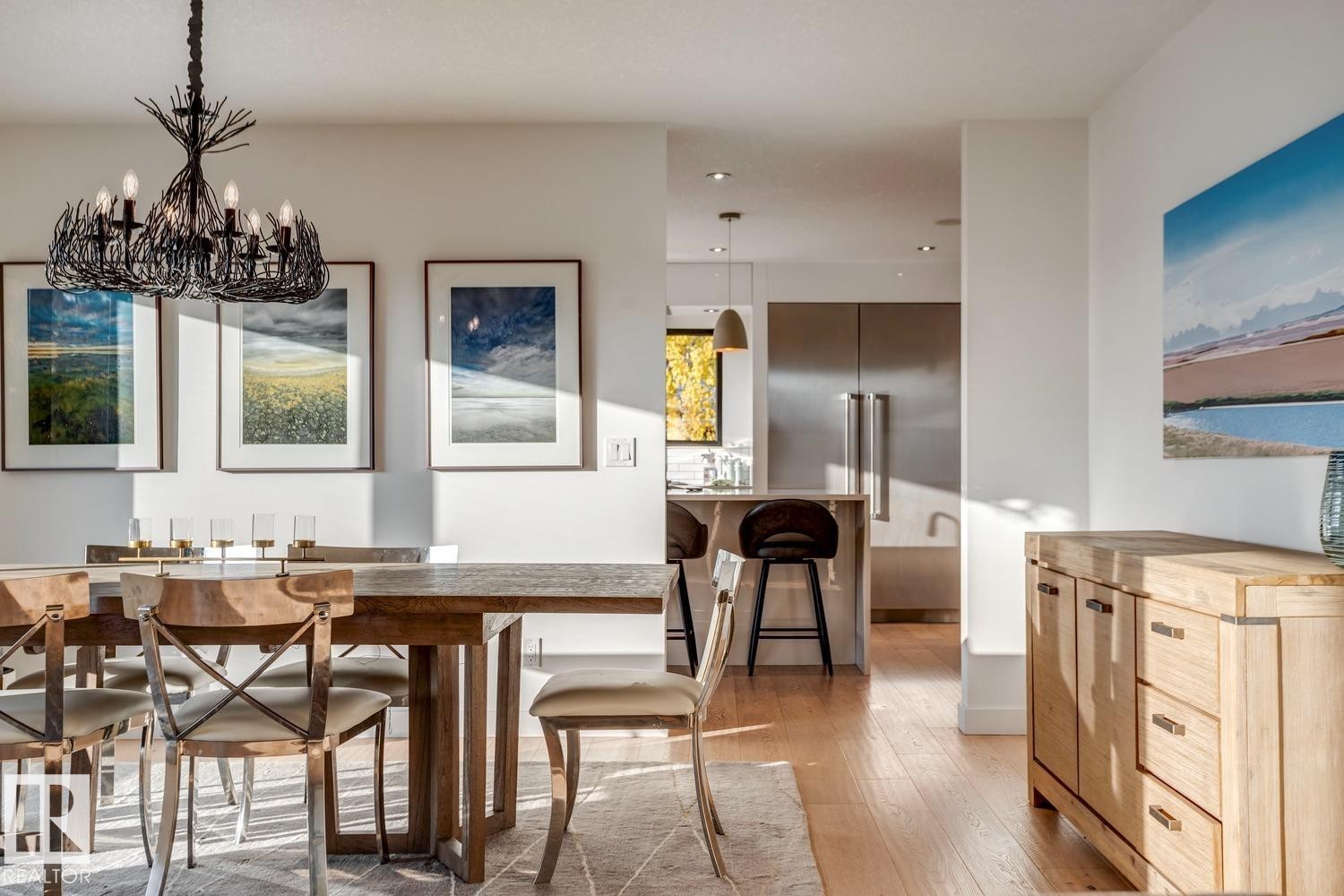 15309 Rio Terrace Drive Nw, Edmonton, AB - Indoor Photo Showing Dining Room