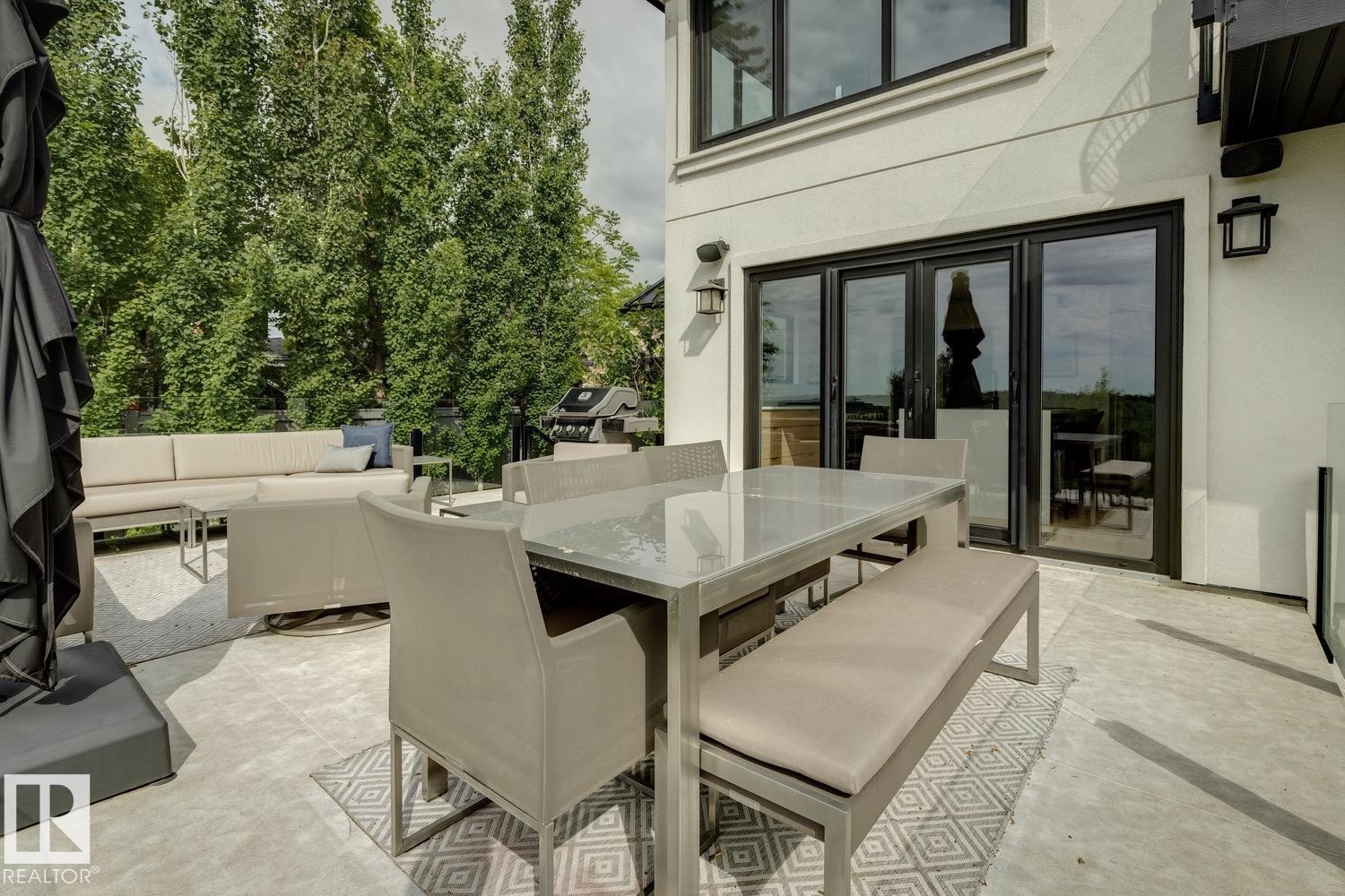 15309 Rio Terrace Drive Nw, Edmonton, AB - Outdoor