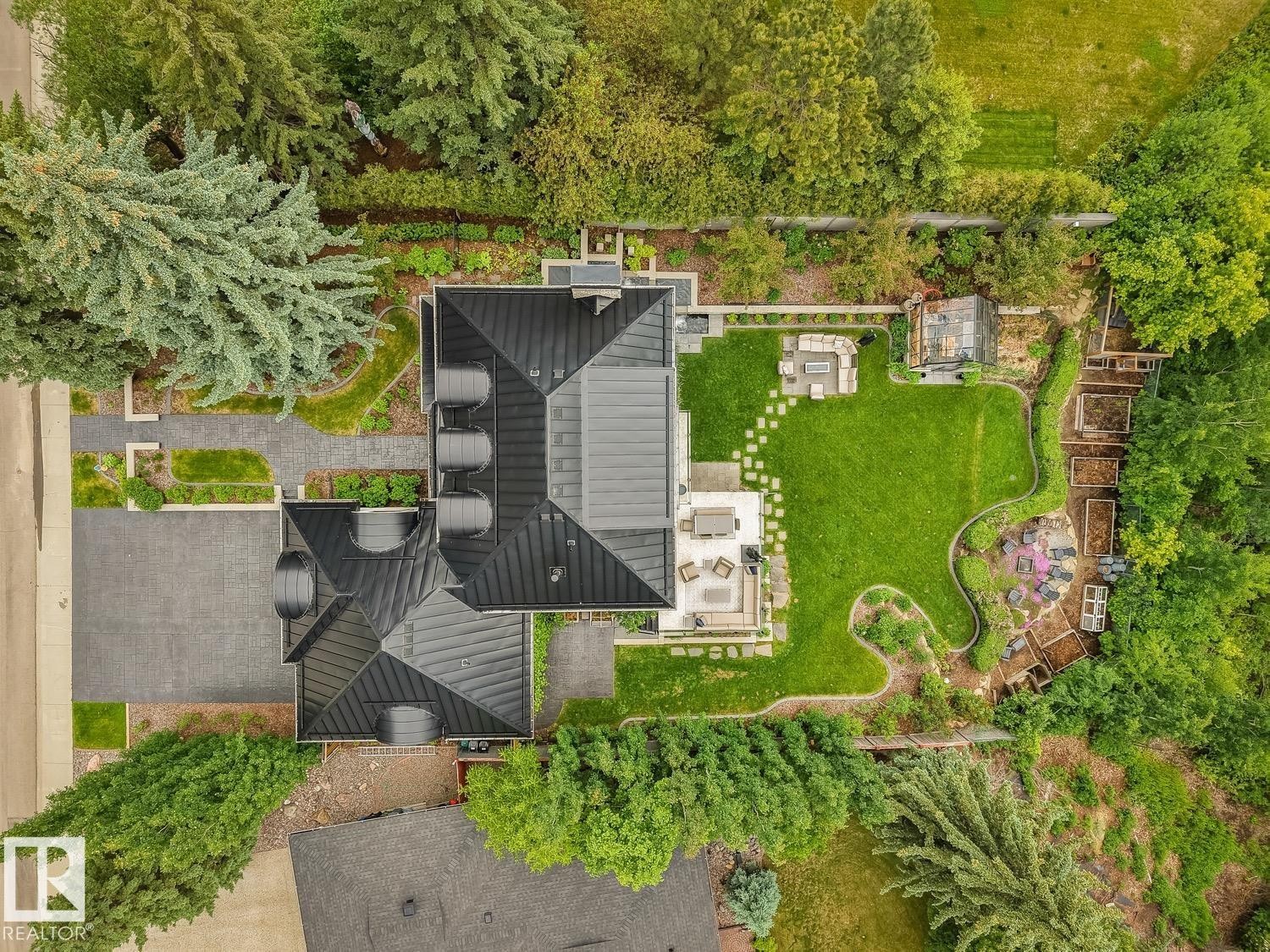 15309 Rio Terrace Drive Nw, Edmonton, AB - Outdoor