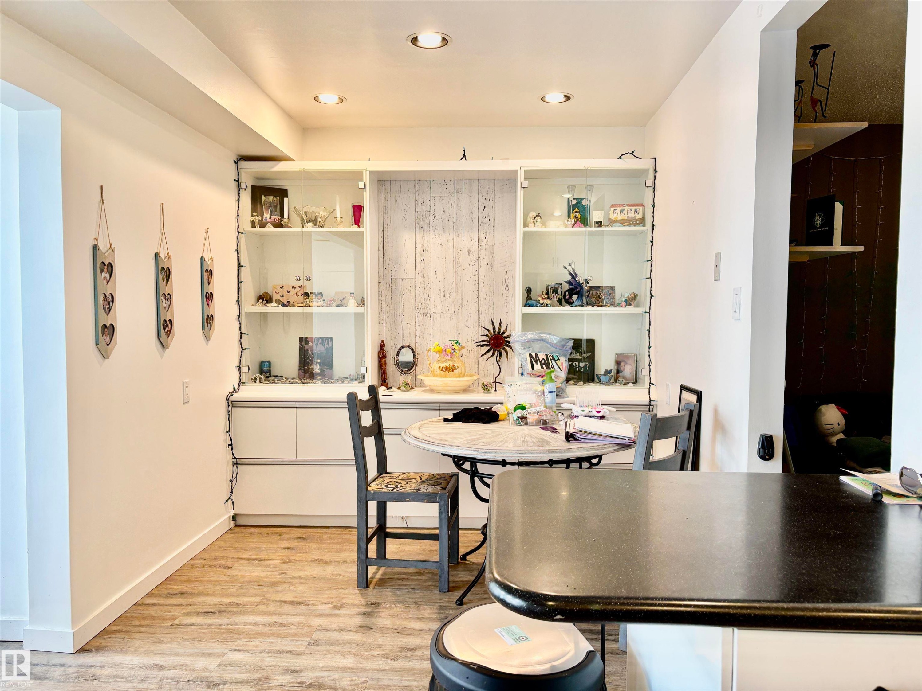 3016 108 Street, Edmonton, AB