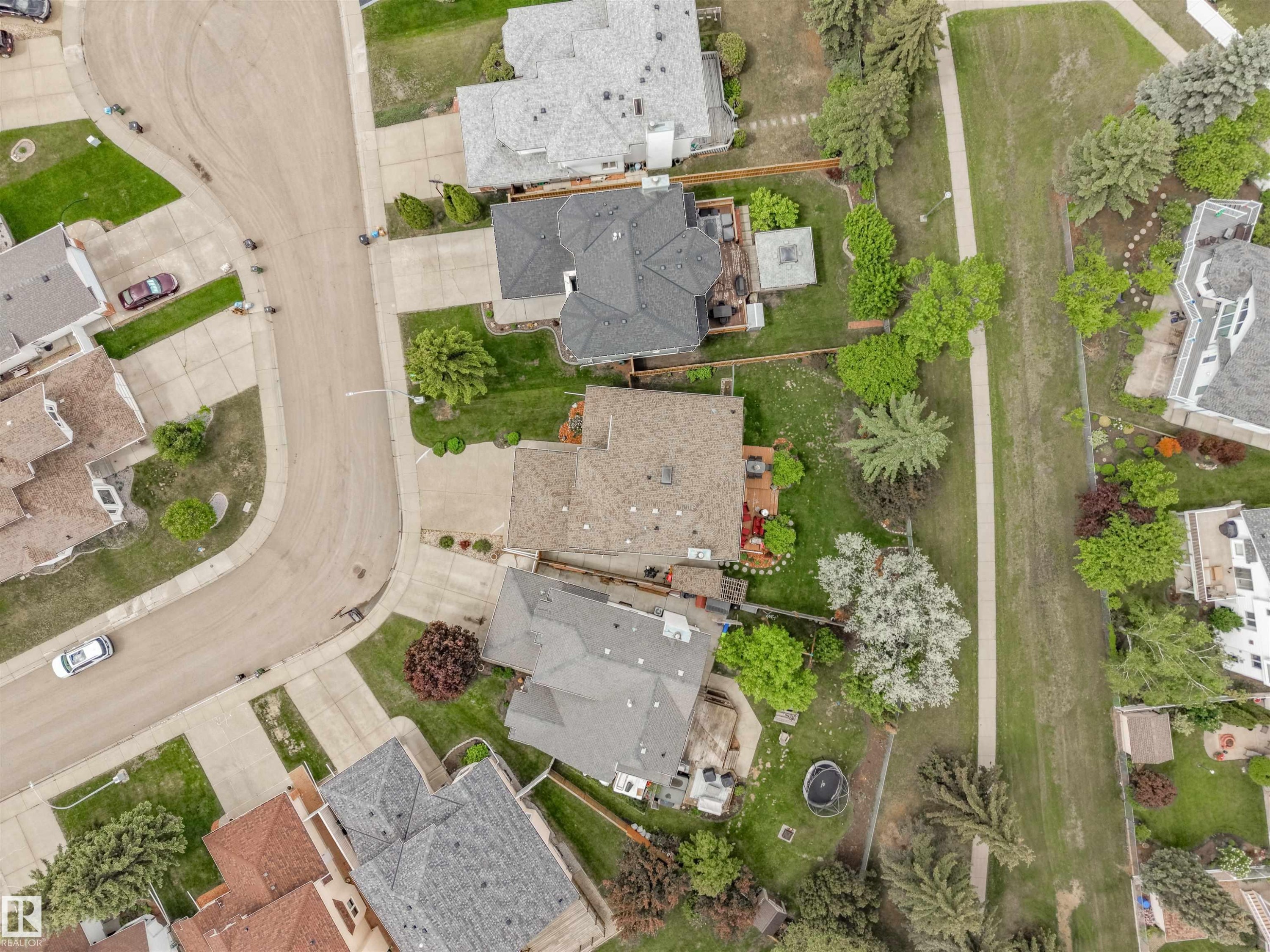 15631 63 Street, Edmonton, AB