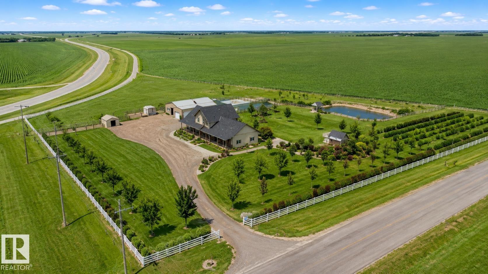 114039 Range Road 221, Rural Lethbridge County, AB