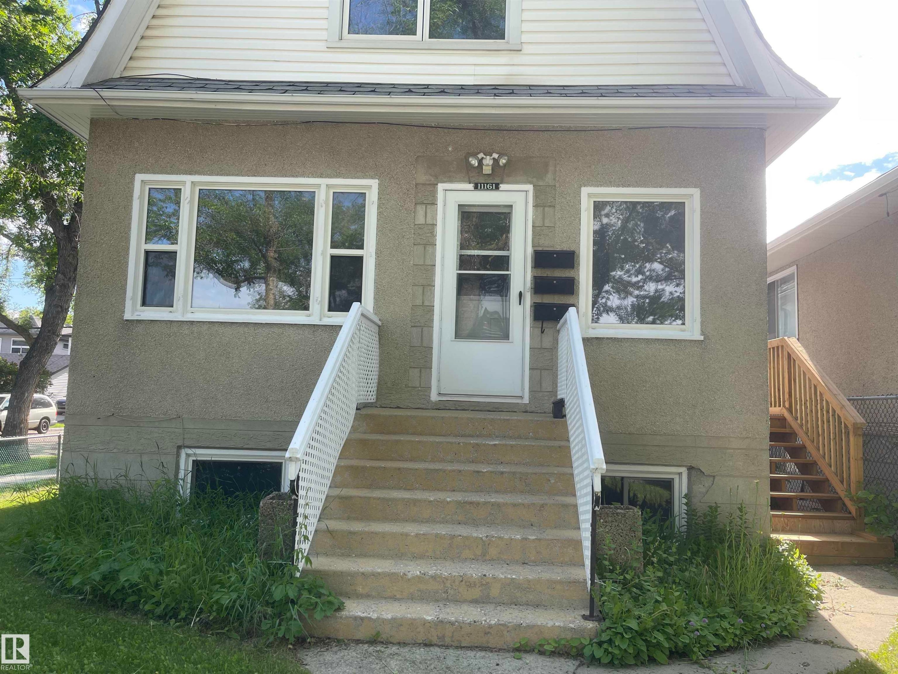 11161 96 Street, Edmonton, AB
