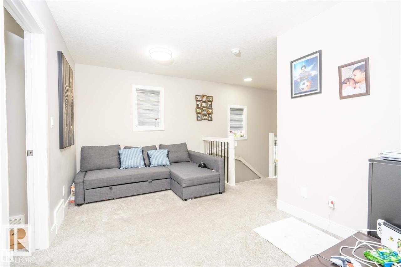 1767 26A Street, Edmonton, AB
