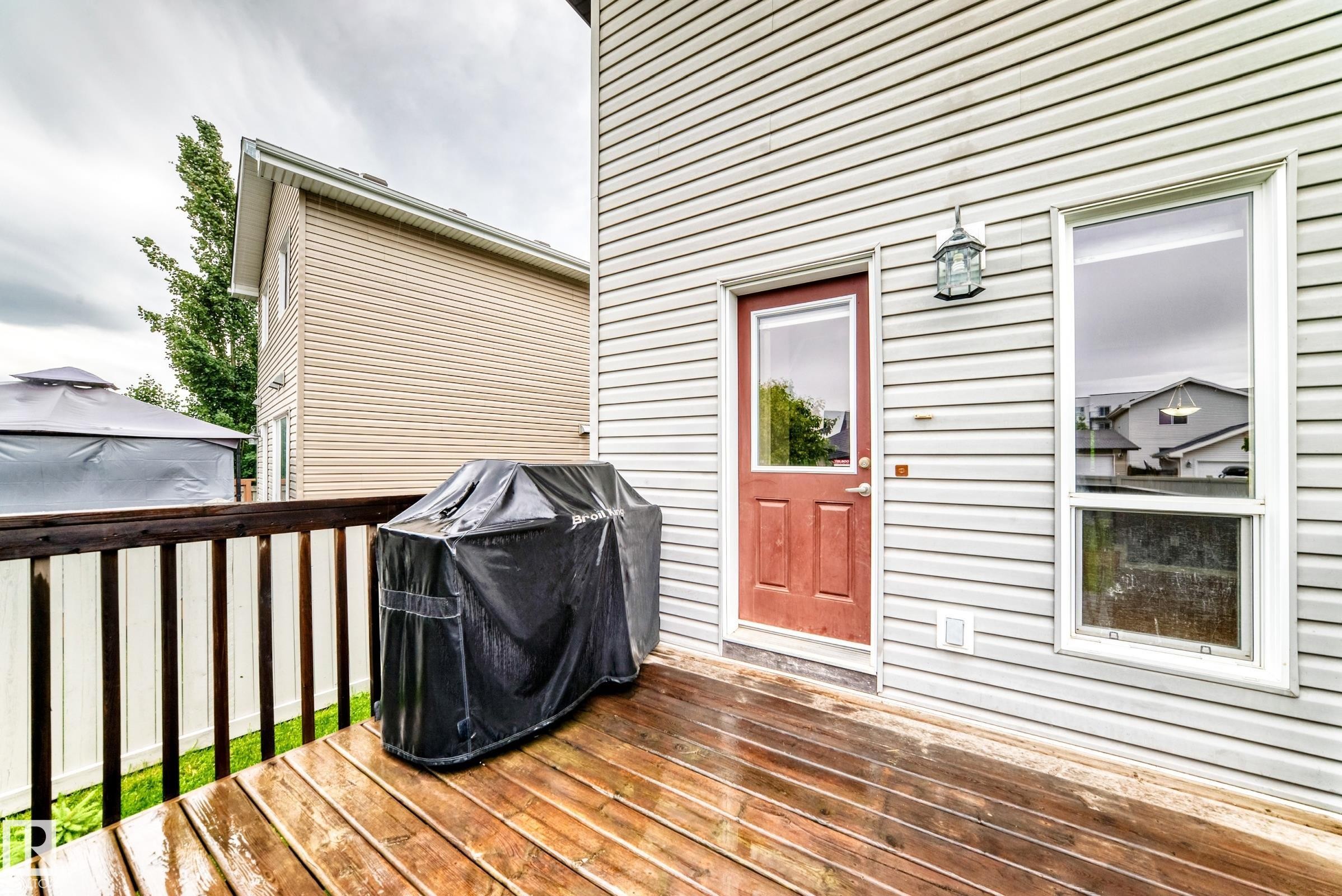 5233 2A Avenue Sw, Edmonton, AB - Outdoor With Deck Patio Veranda With Exterior