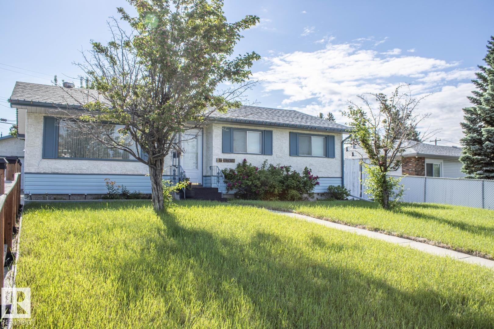 14107 58 Street Nw, Edmonton, AB - Outdoor