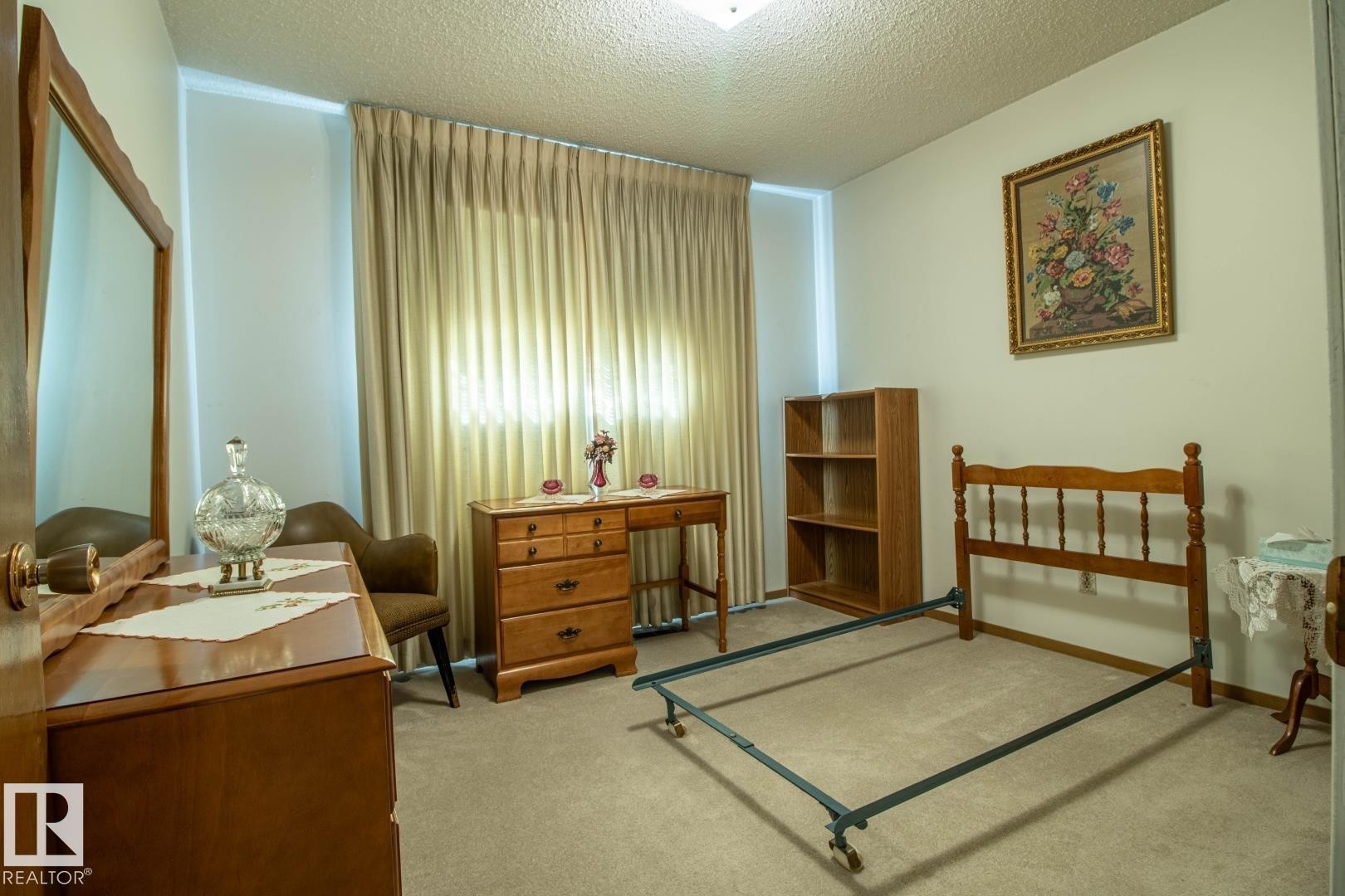 14107 58 Street Nw, Edmonton, AB - Indoor