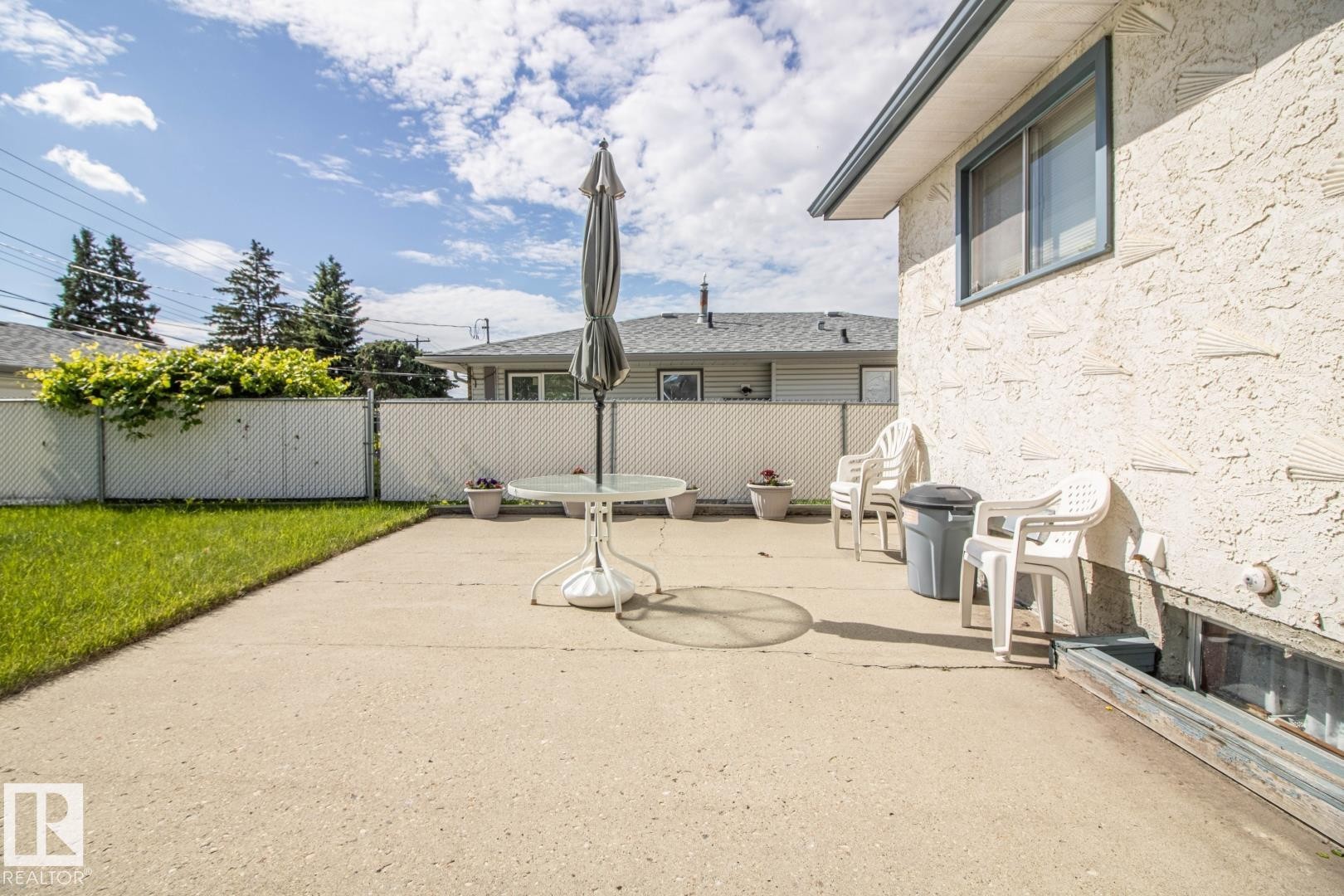 14107 58 Street Nw, Edmonton, AB - Outdoor With Exterior