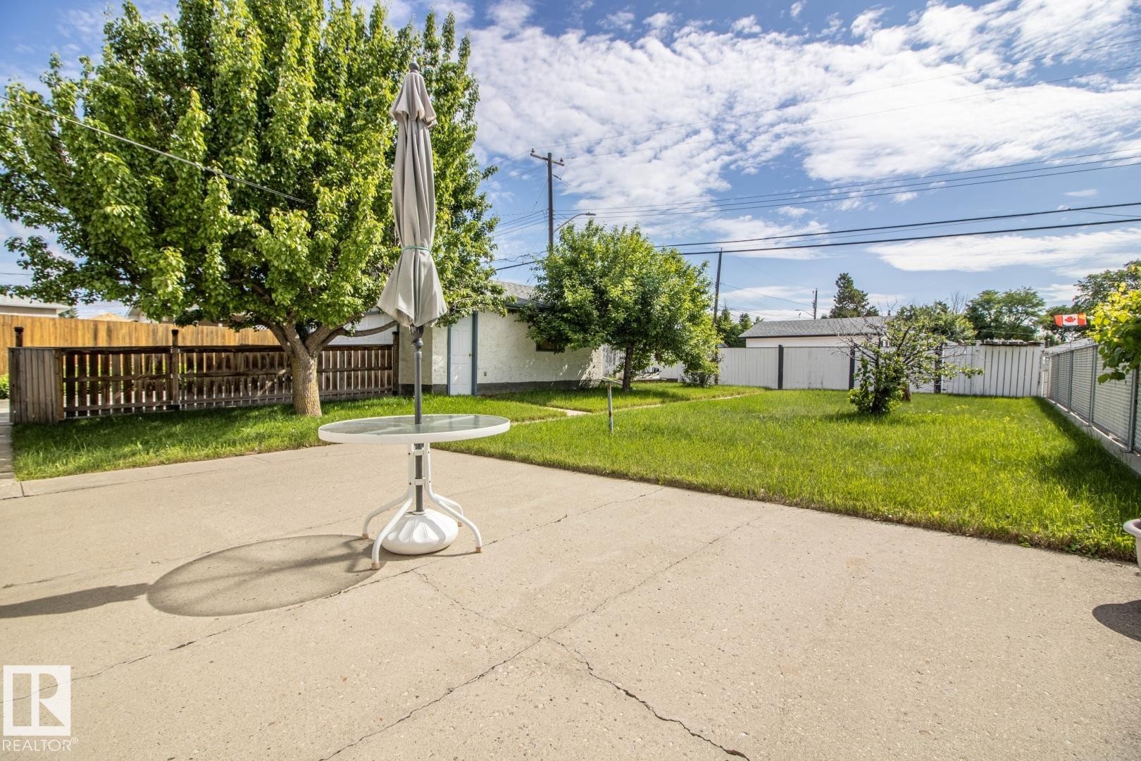 14107 58 Street Nw, Edmonton, AB - Outdoor