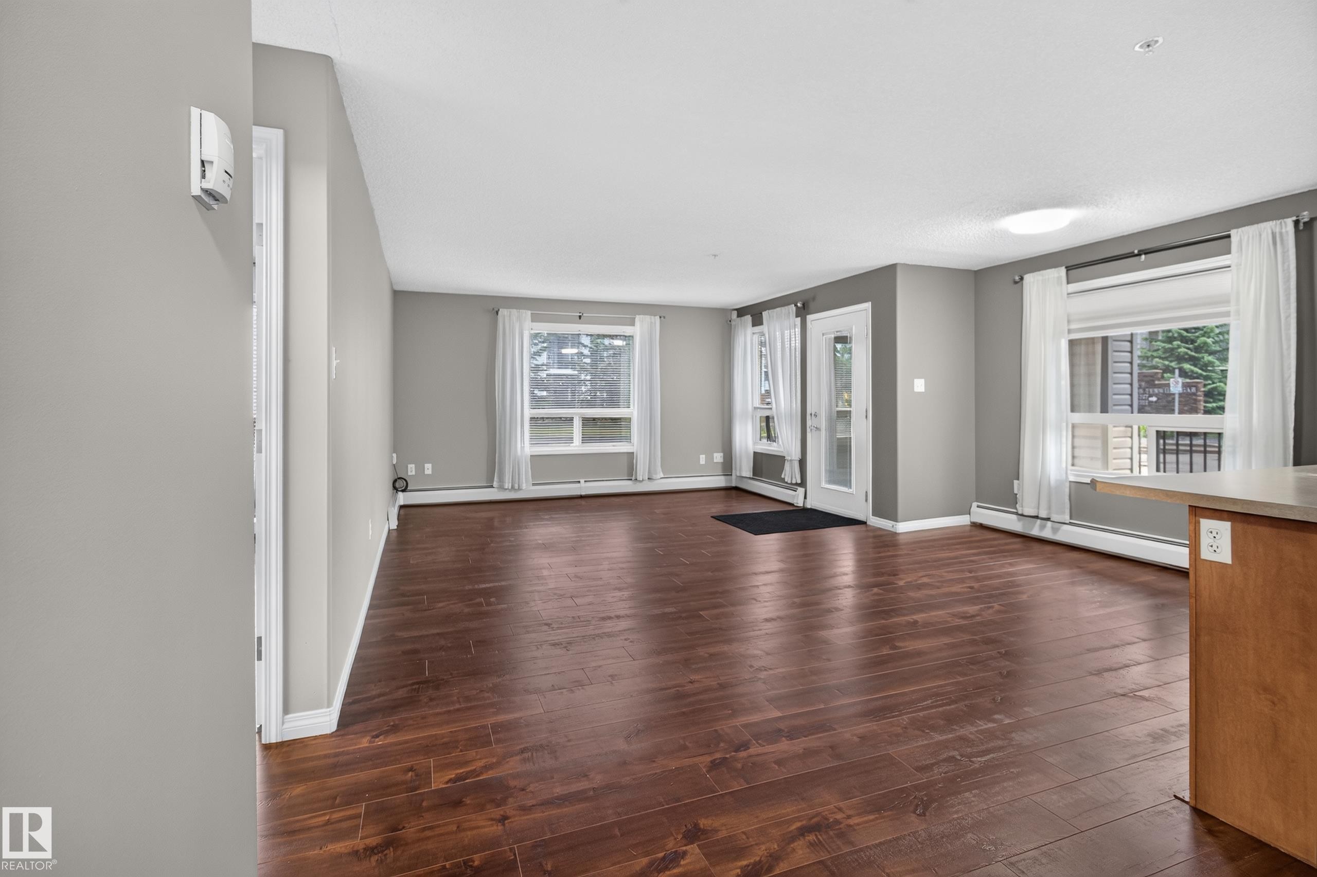 7124 7327 South Terwillegar Drive, Edmonton, AB