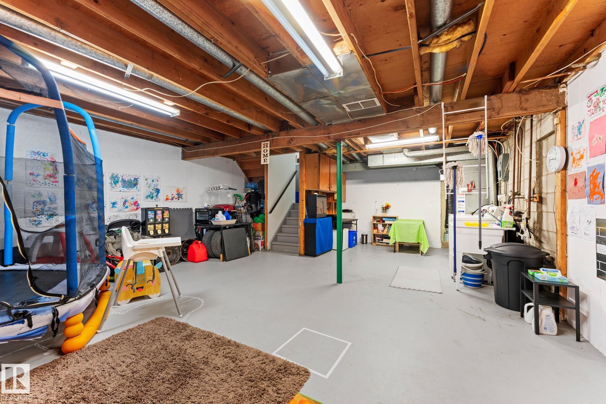 111 Cornell Court, Edmonton, AB