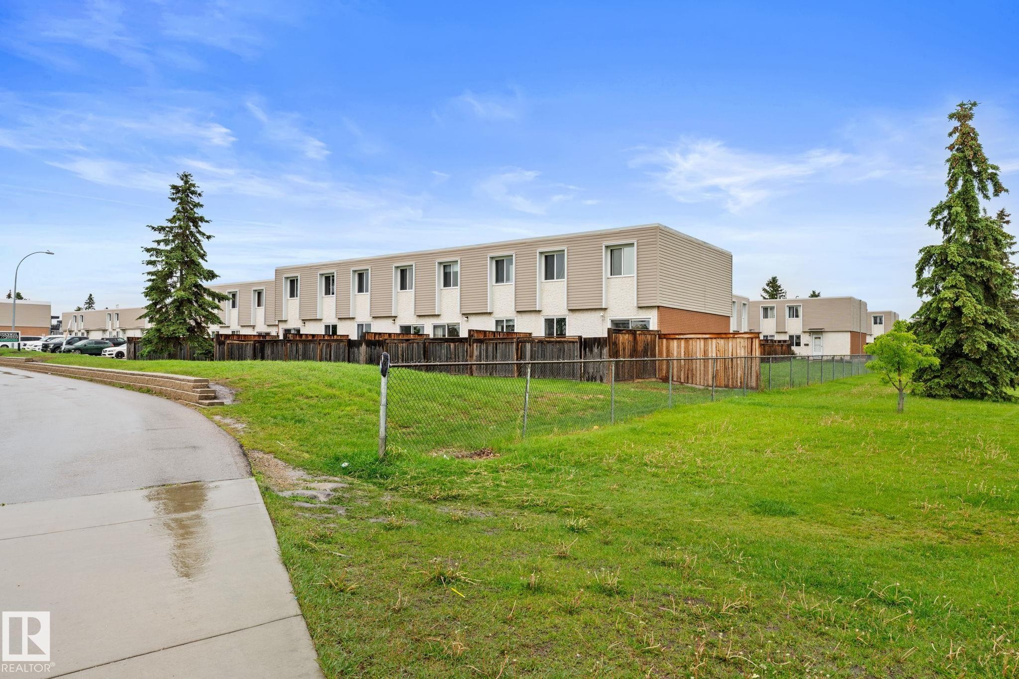 111 Cornell Court, Edmonton, AB