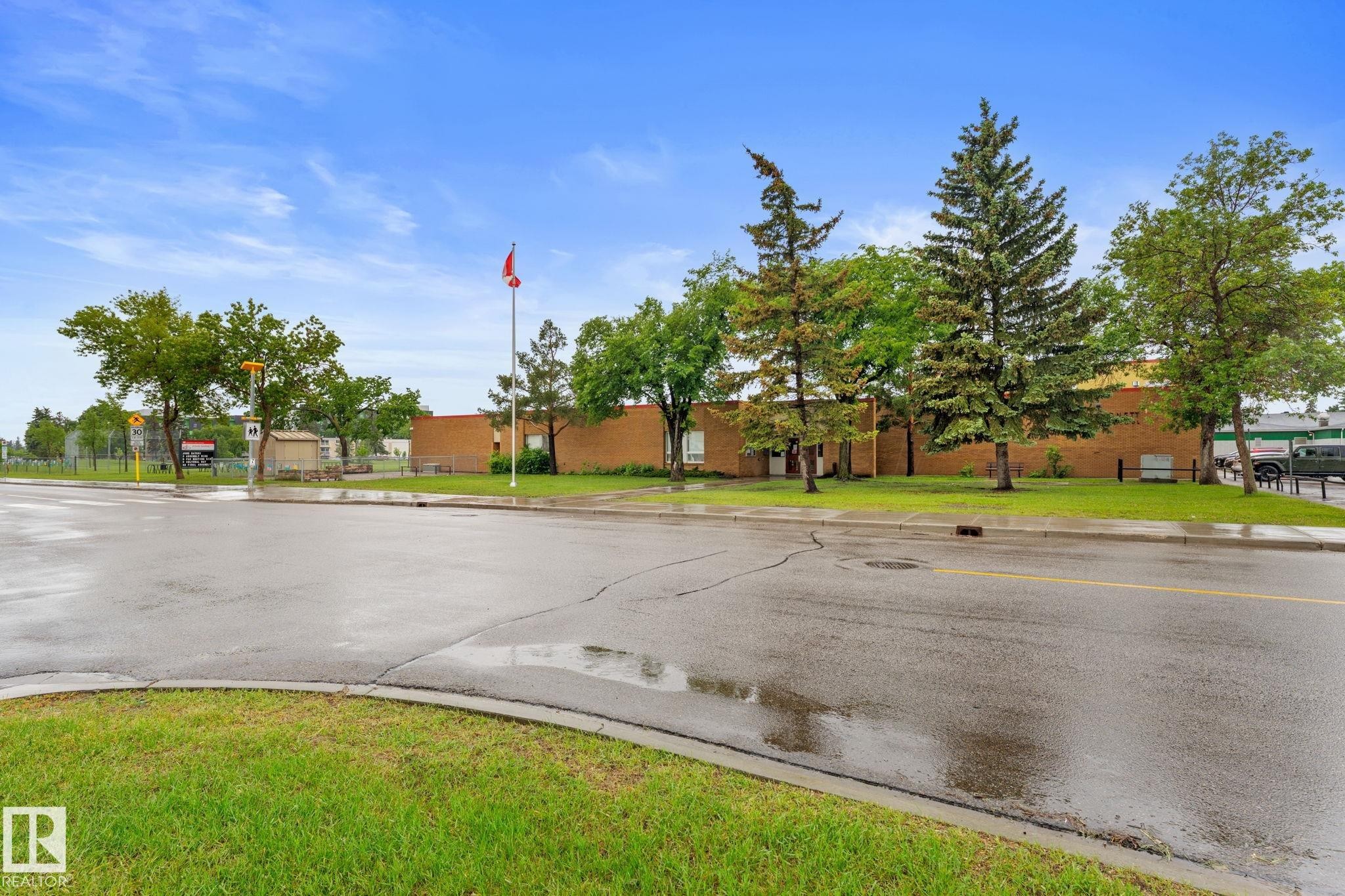 111 Cornell Court, Edmonton, AB