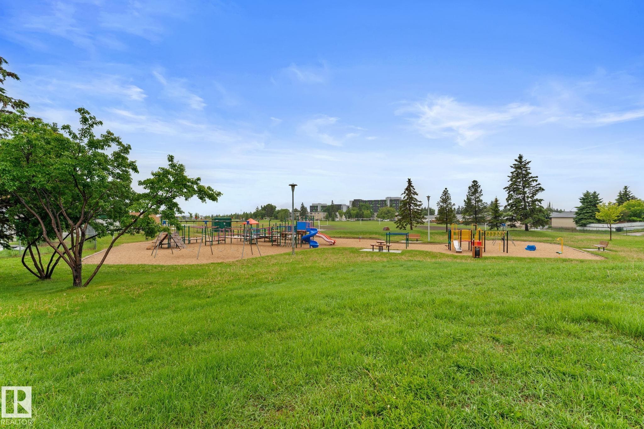 111 Cornell Court, Edmonton, AB
