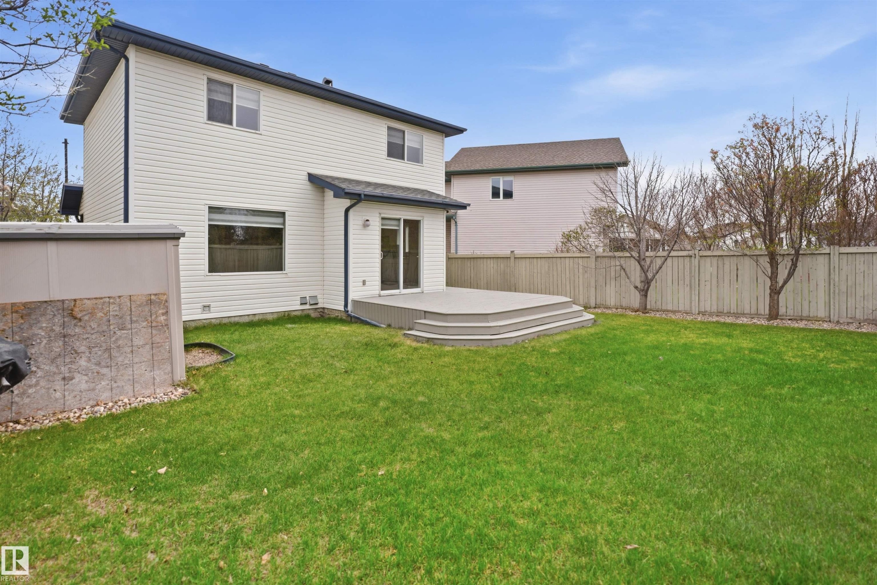 2610 33A Street, Edmonton, AB - Outdoor