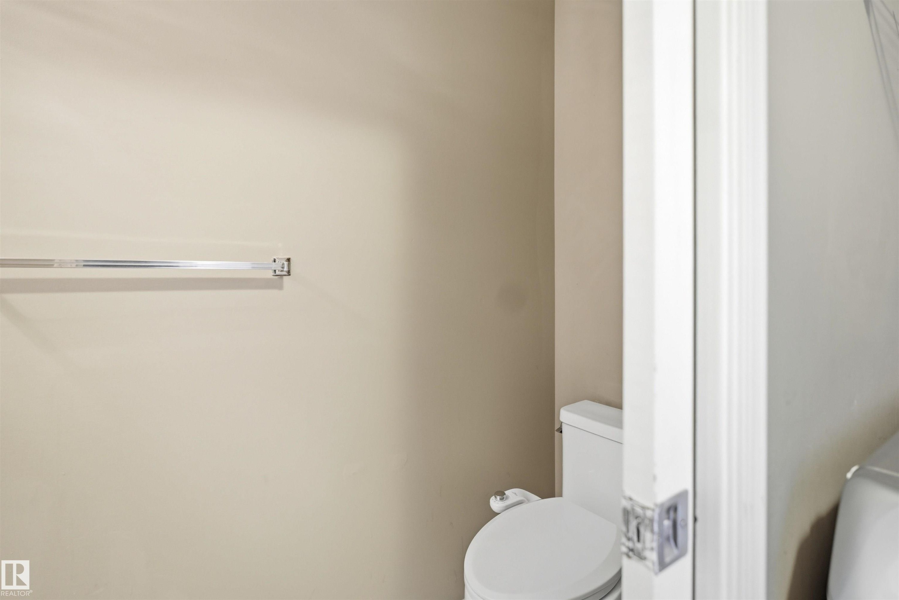 2610 33A Street, Edmonton, AB - Indoor Photo Showing Bathroom