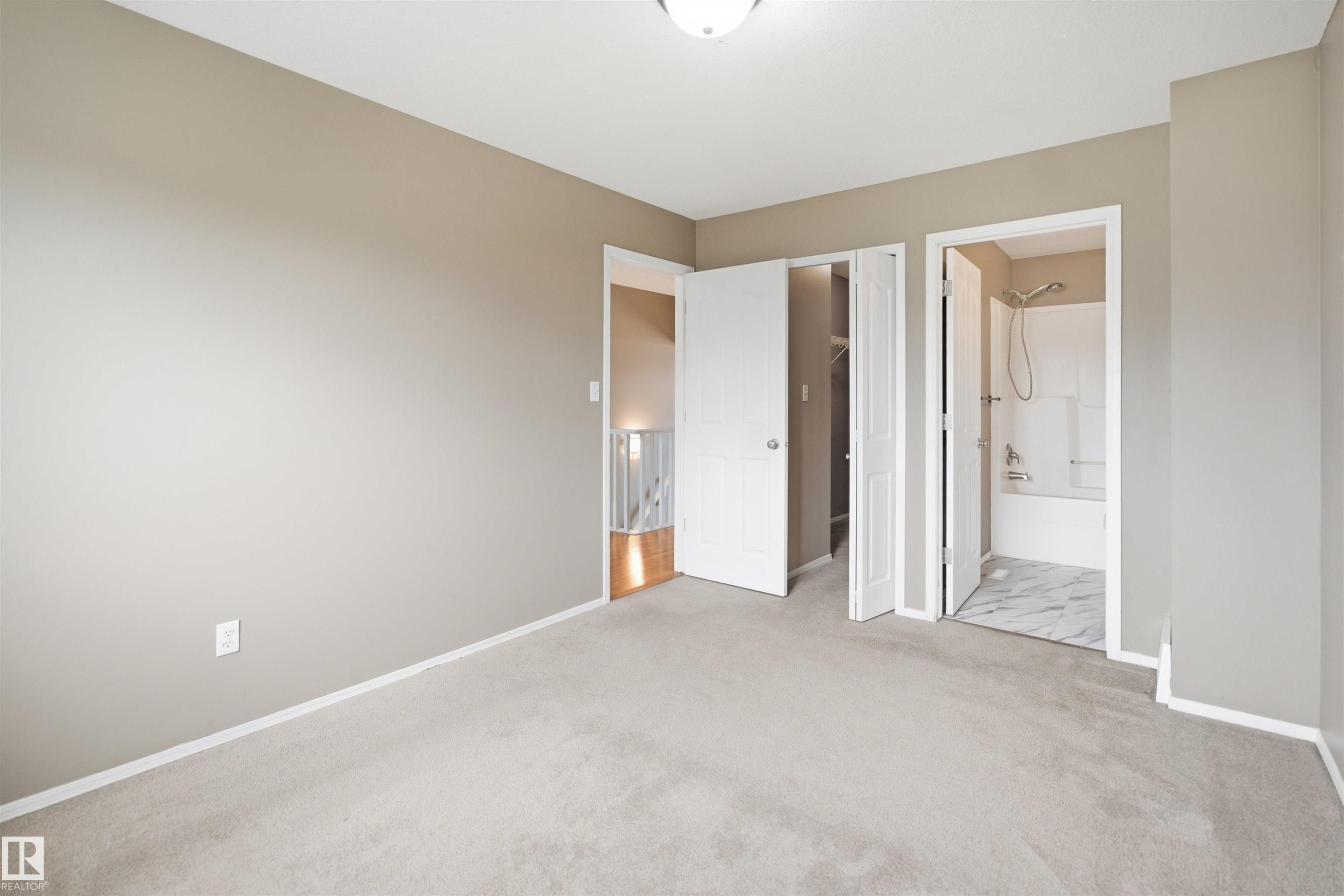 2610 33A Street, Edmonton, AB - Indoor Photo Showing Other Room
