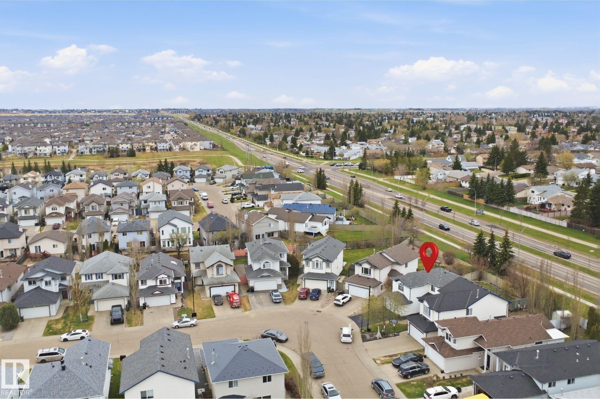 2610 33A Street, Edmonton, AB - Outdoor With View