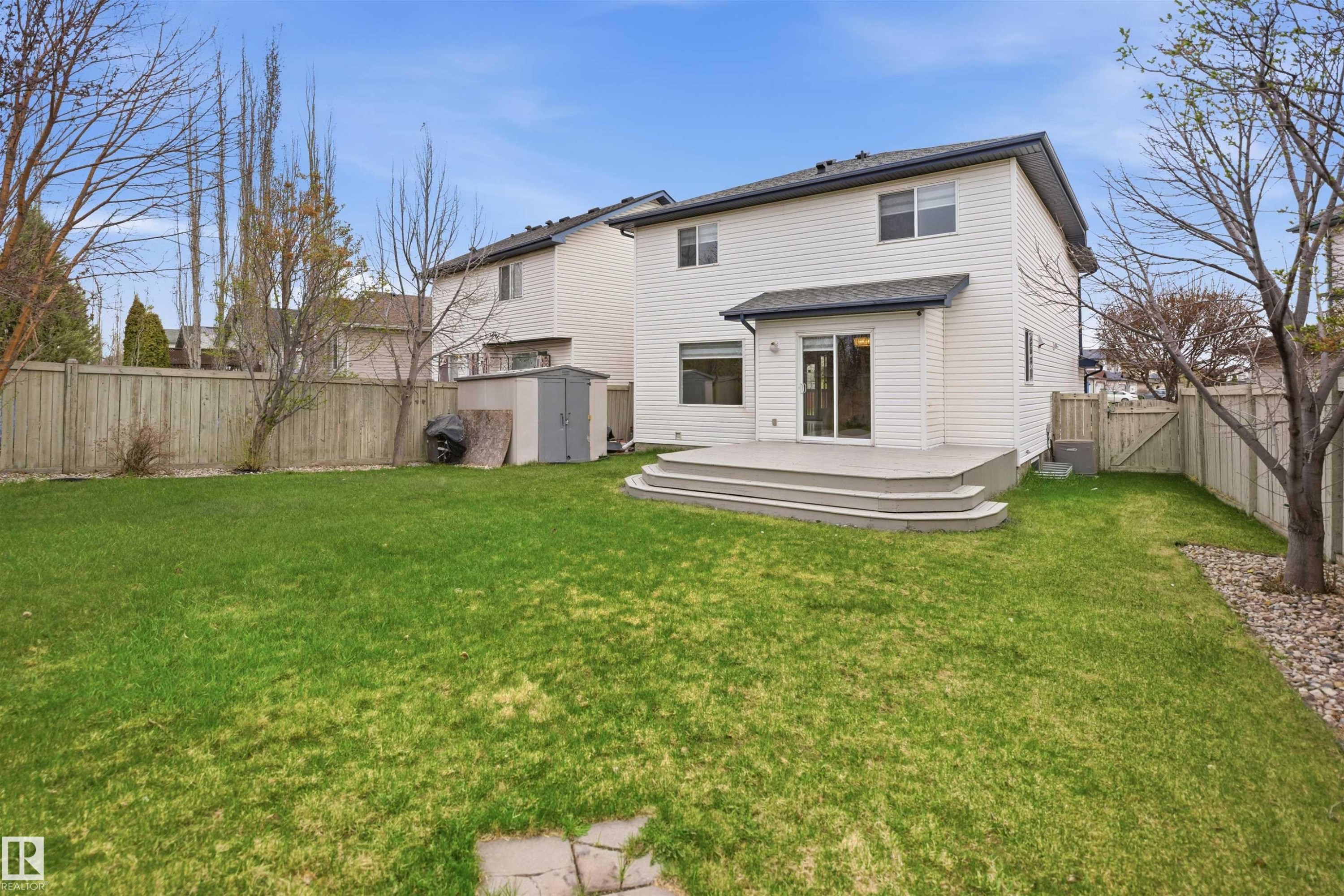 2610 33A Street, Edmonton, AB -