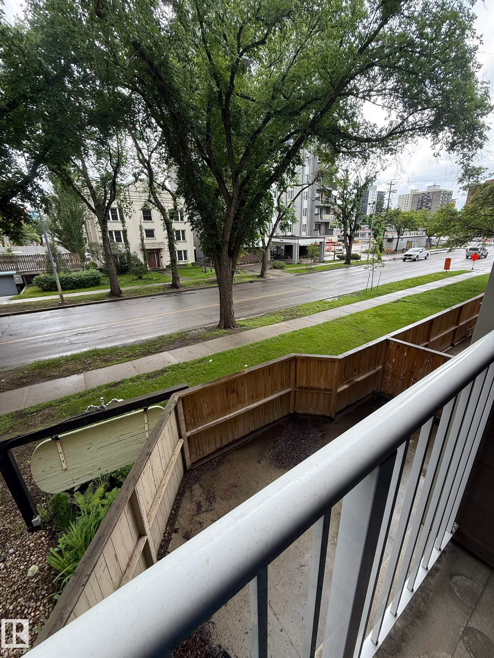 101 10138 116 Street, Edmonton, AB