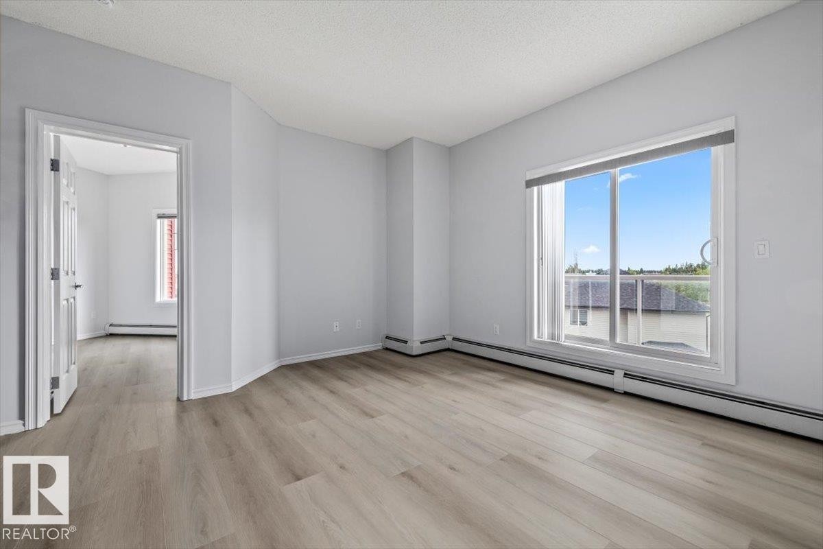 #314 226 Macewan Rd Sw, Edmonton, AB - Indoor Photo Showing Other Room