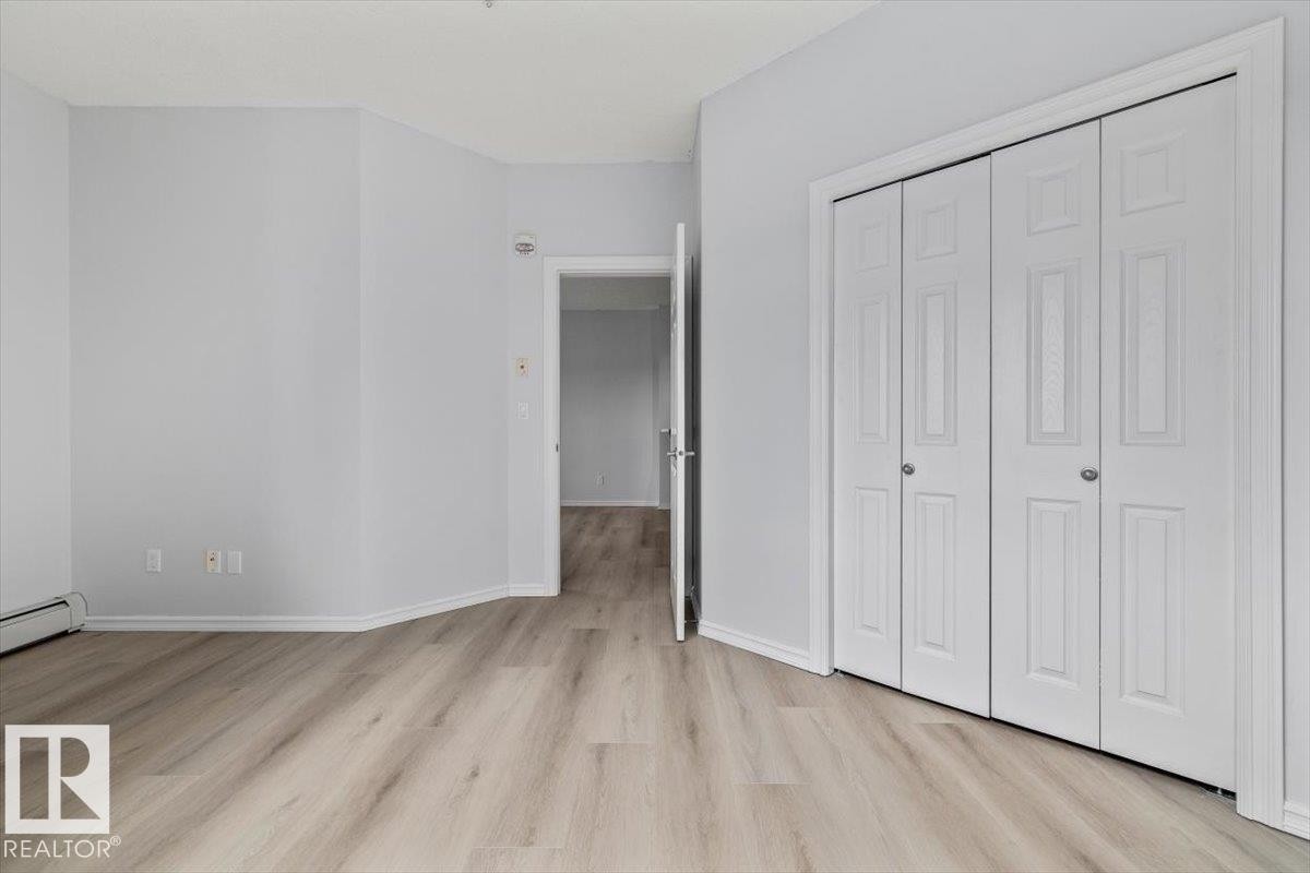 #314 226 Macewan Rd Sw, Edmonton, AB - Indoor Photo Showing Other Room