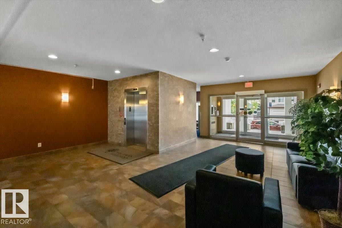 #314 226 Macewan Rd Sw, Edmonton, AB - Indoor Photo Showing Other Room