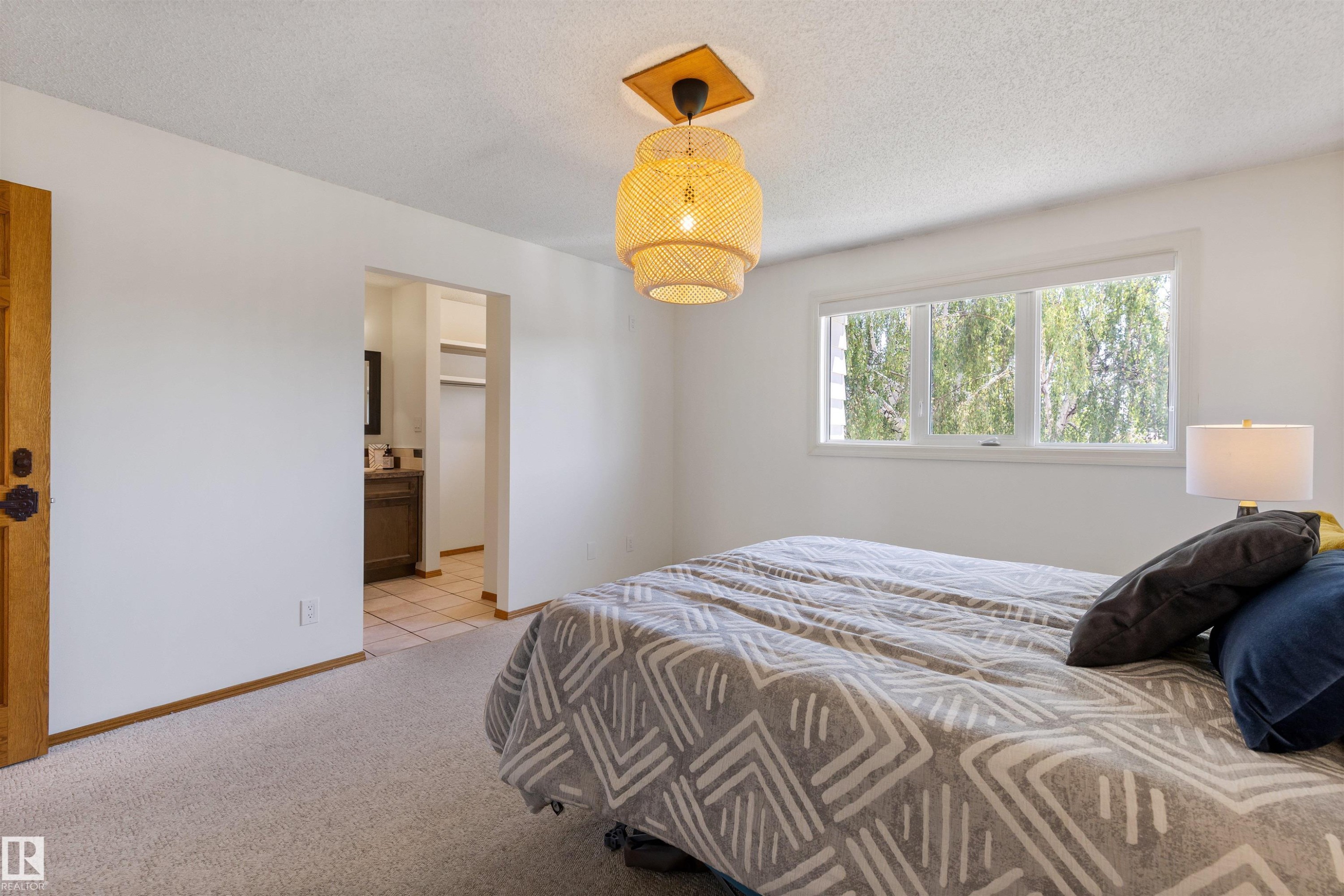 9231 169 Avenue, Edmonton, AB