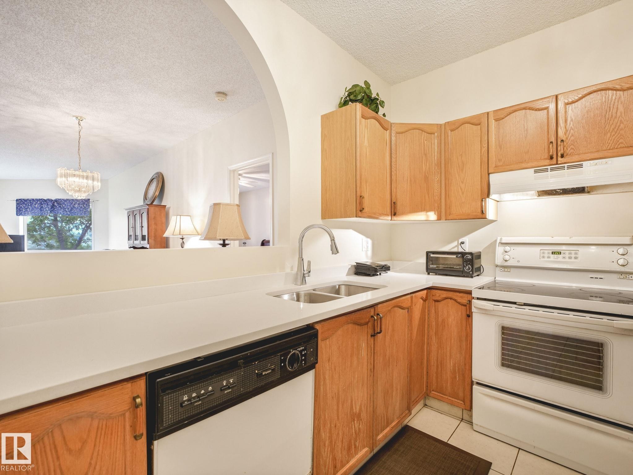 330 15499 Castle Downs Road, Edmonton, AB