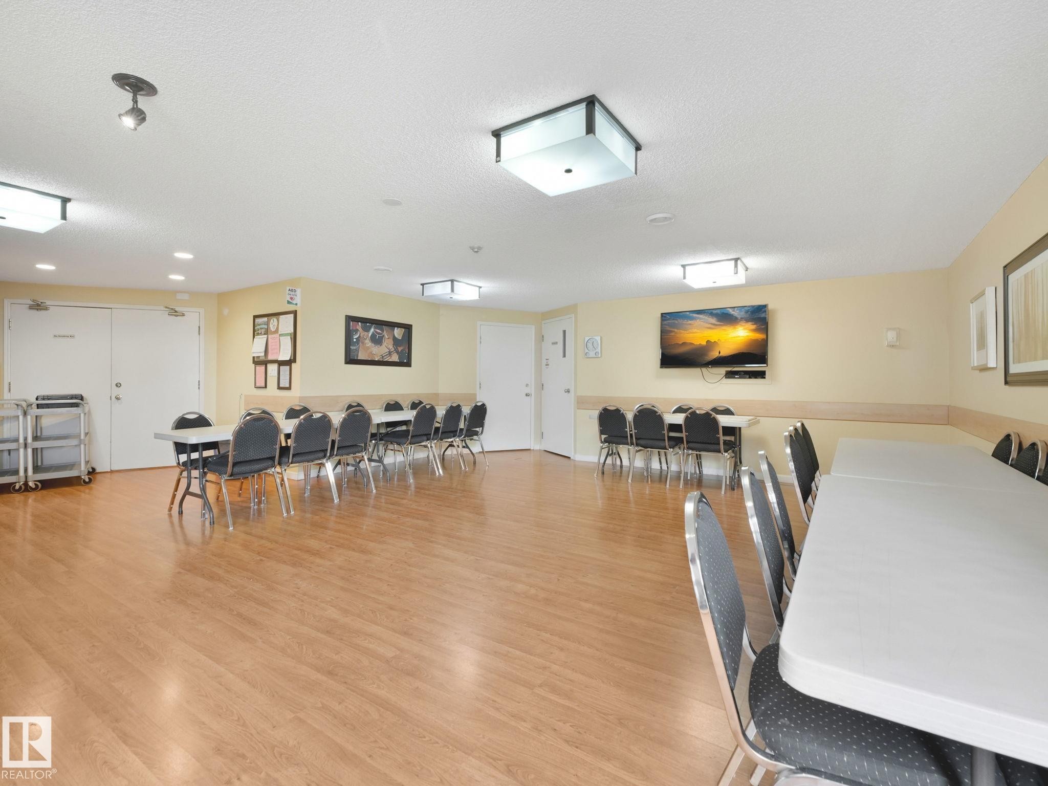 330 15499 Castle Downs Road, Edmonton, AB