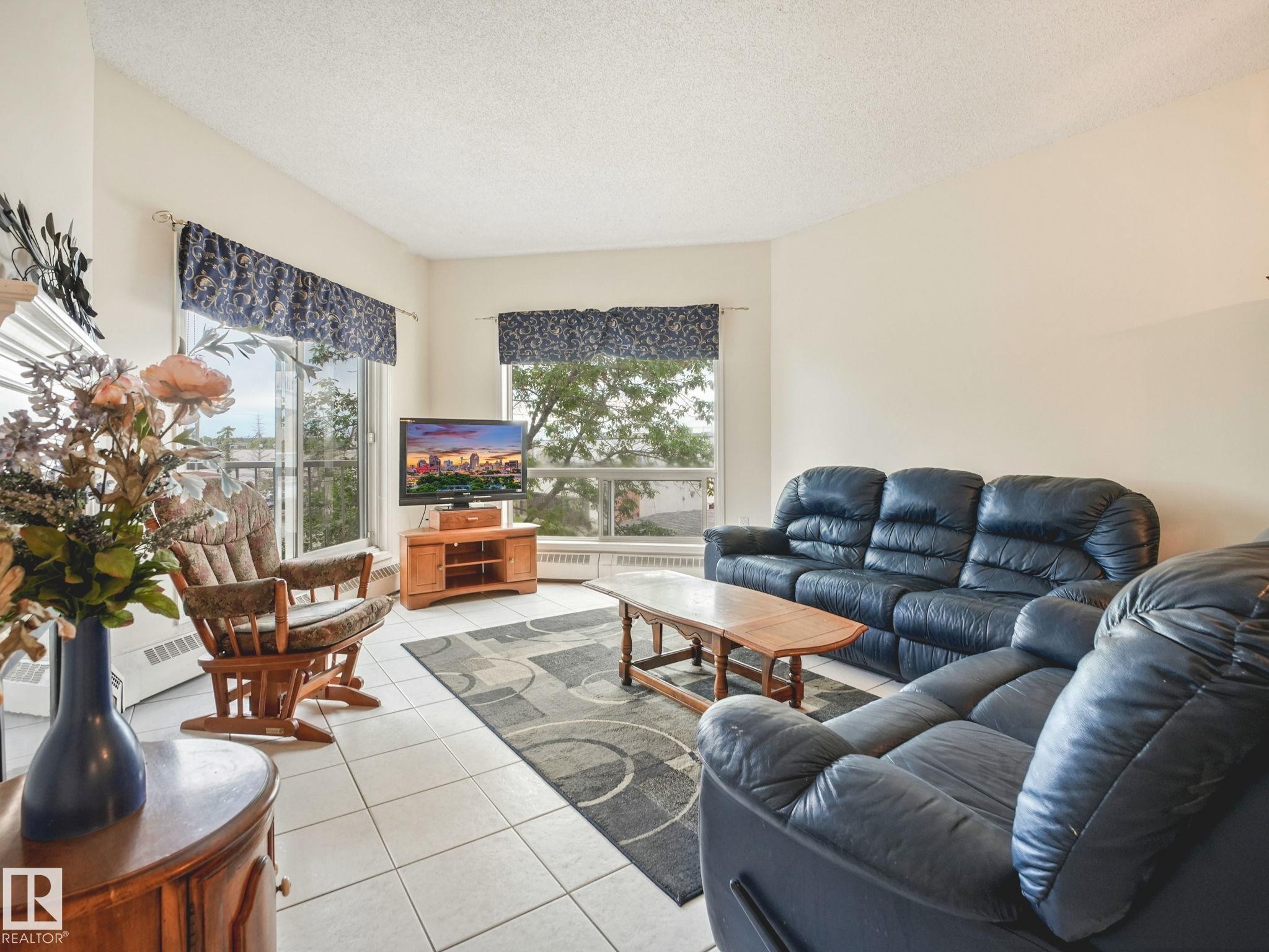 330 15499 Castle Downs Road, Edmonton, AB