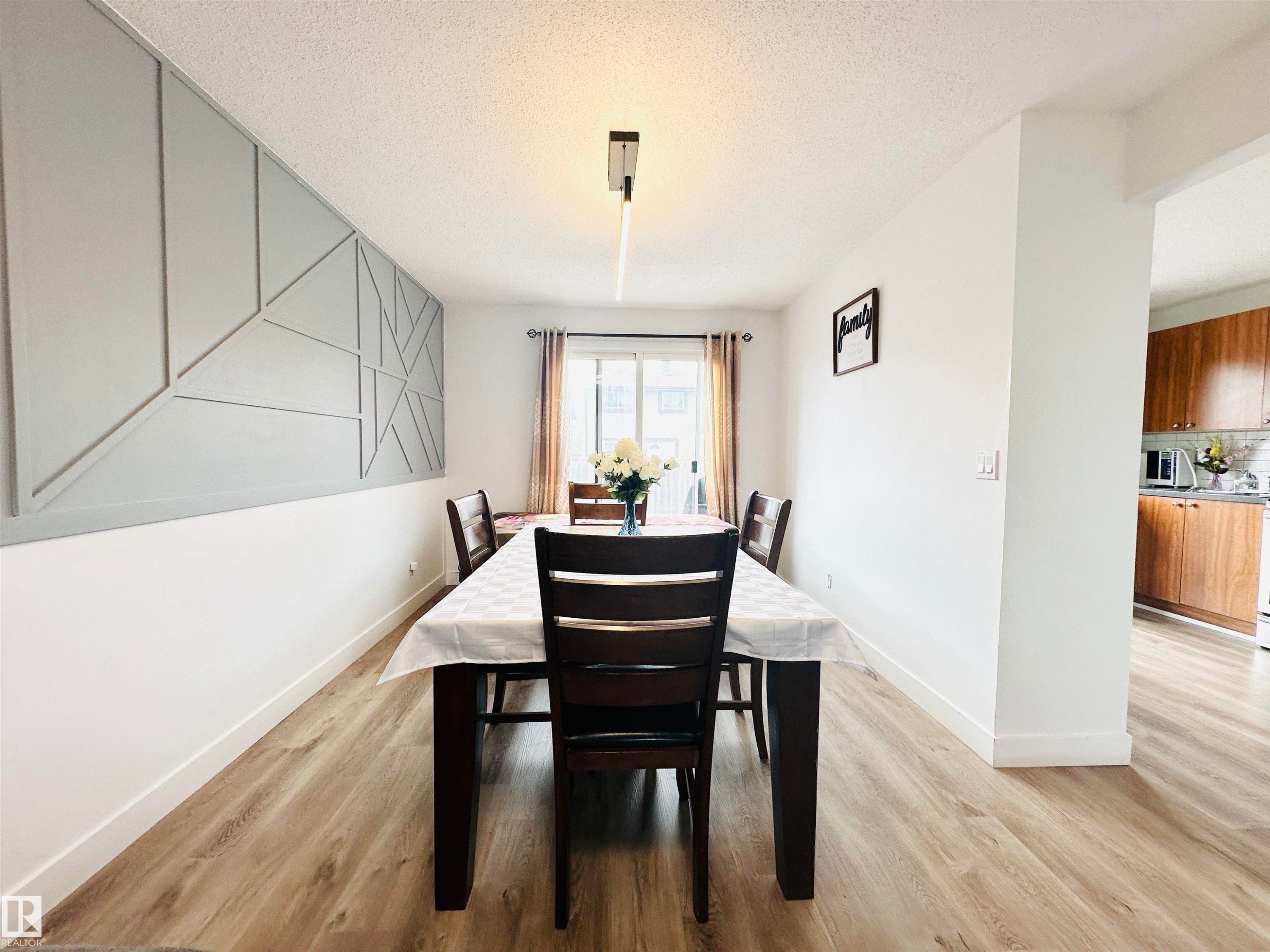 40 Pinecliff Close Ne, Calgary, AB