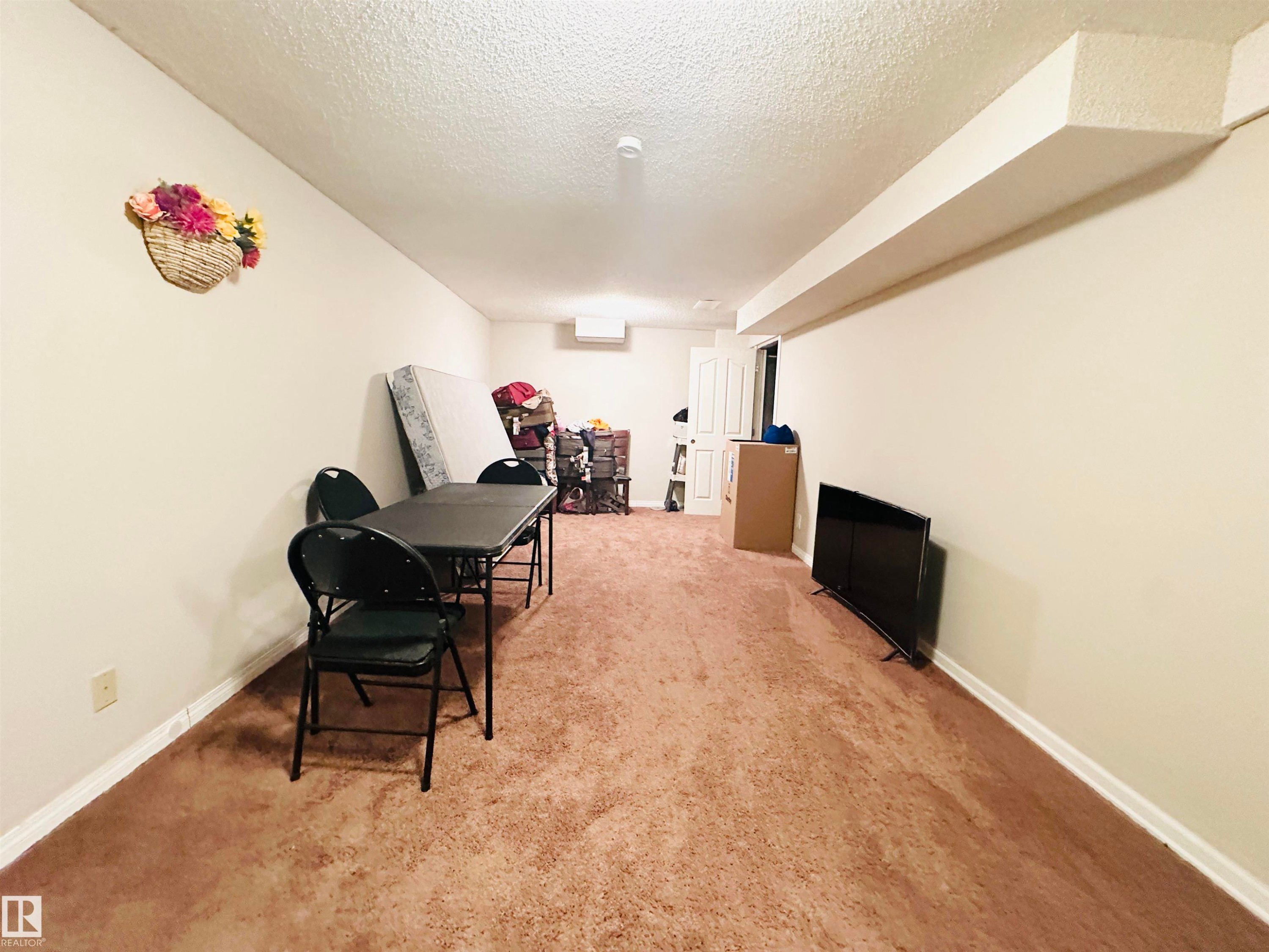 40 Pinecliff Close Ne, Calgary, AB