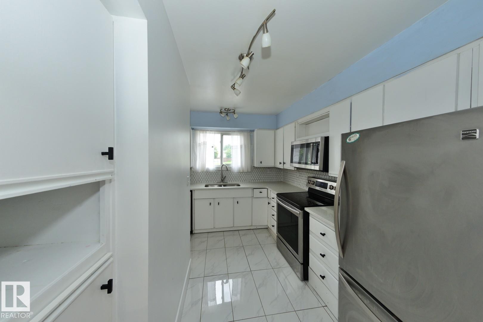 3619 30 Avenue, Edmonton, AB
