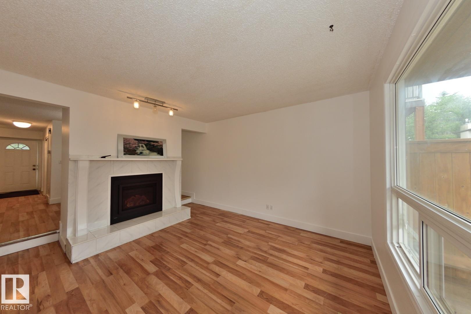 3619 30 Avenue, Edmonton, AB