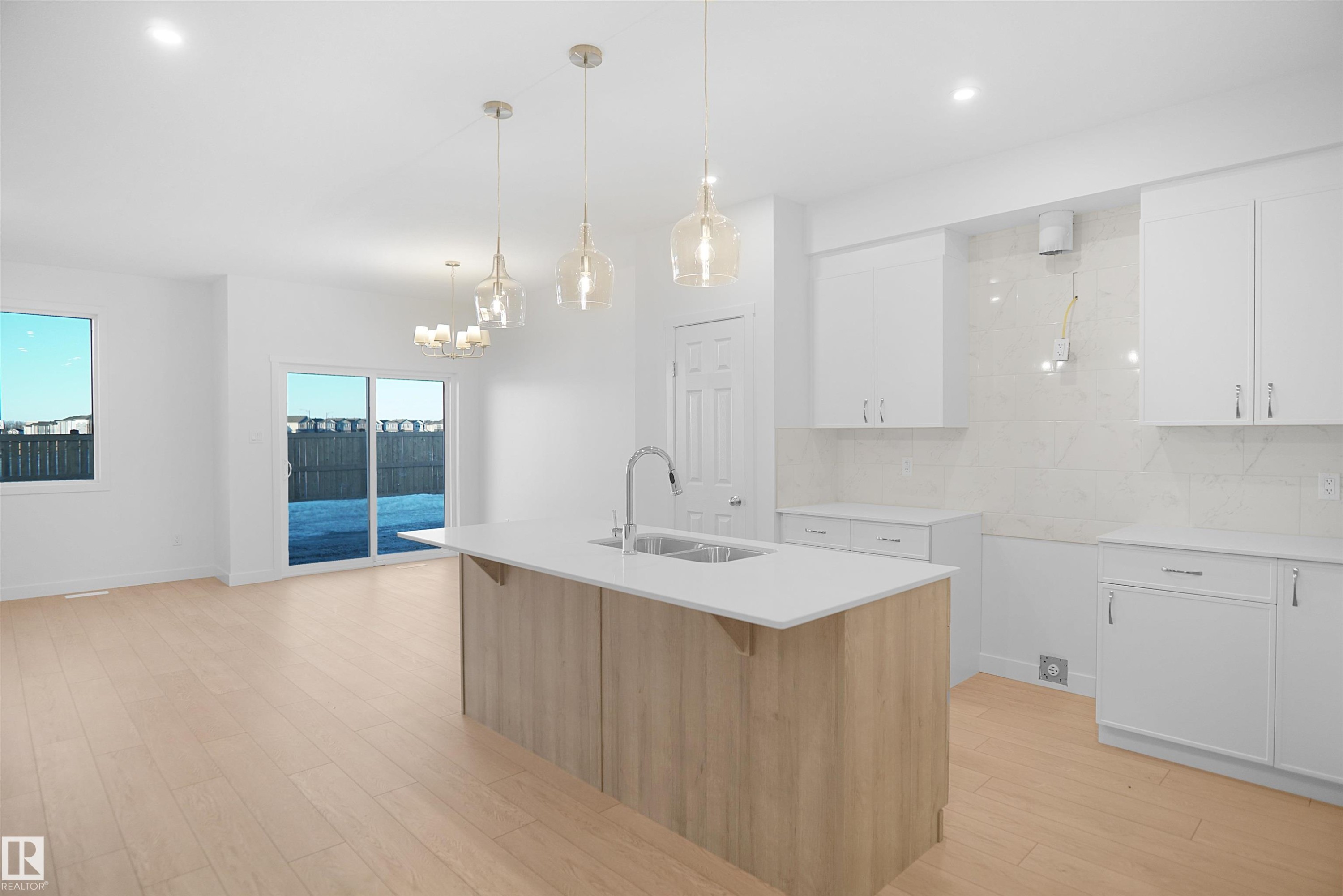 20924 16 Avenue, Edmonton, AB