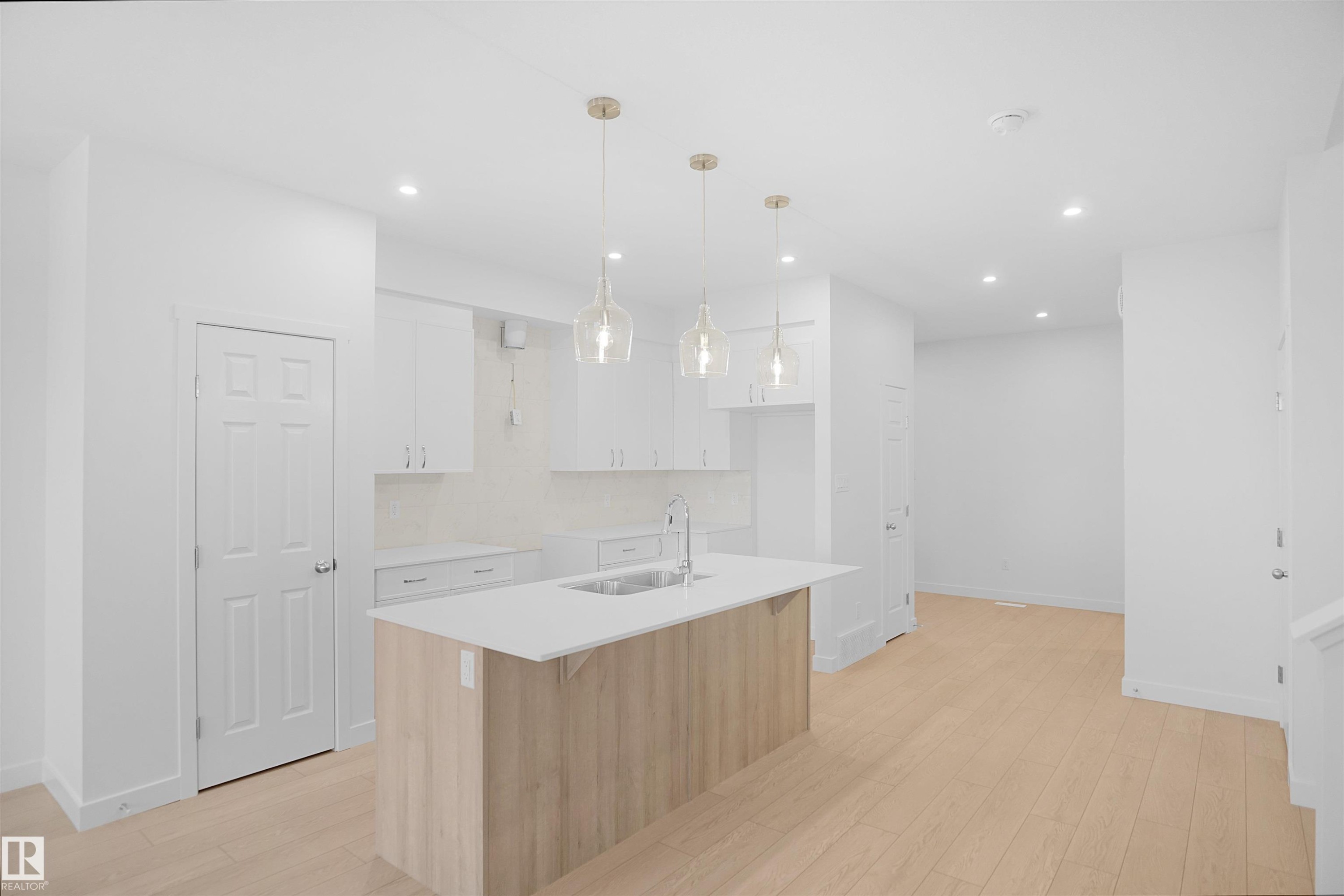 20924 16 Avenue, Edmonton, AB