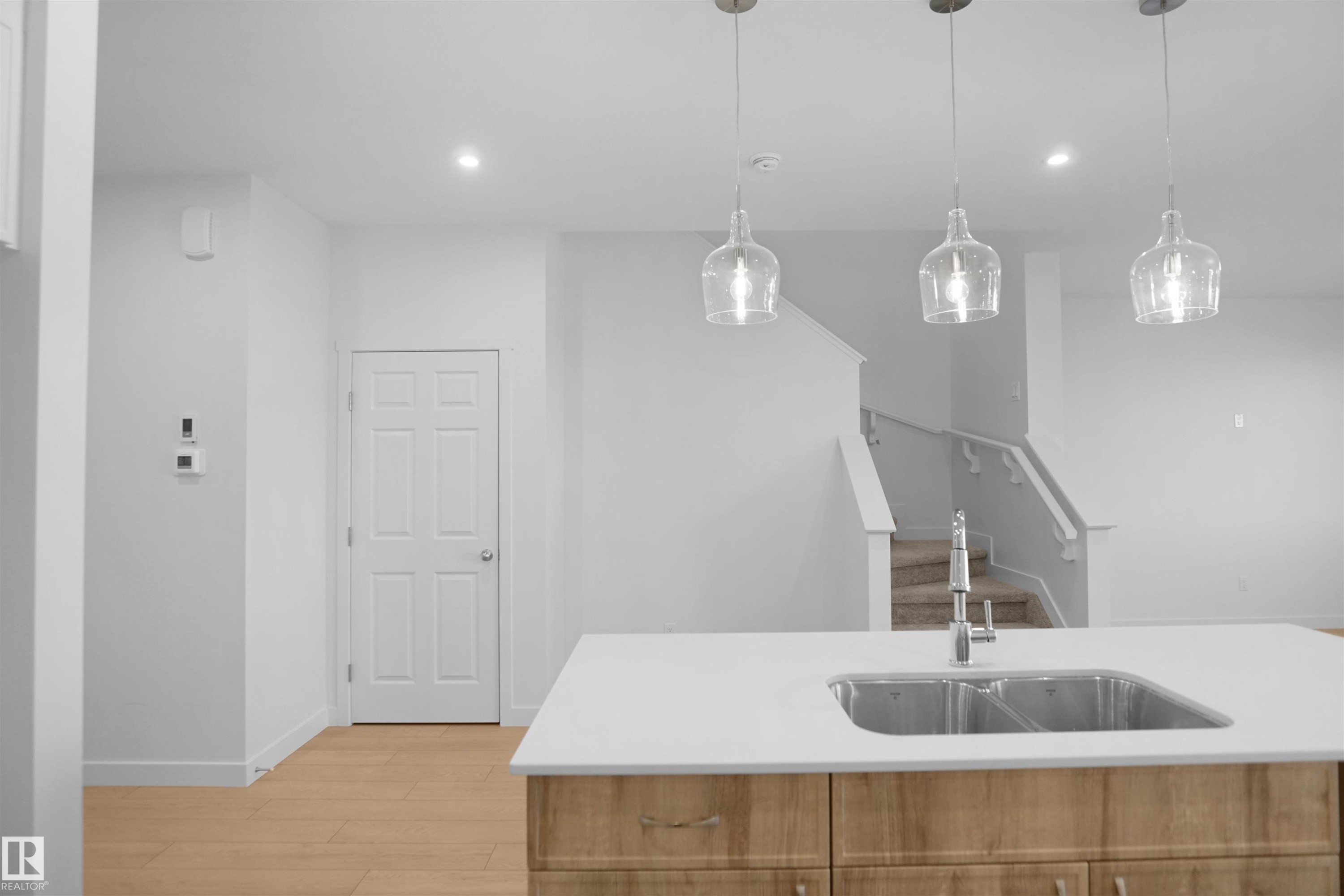 20924 16 Avenue, Edmonton, AB