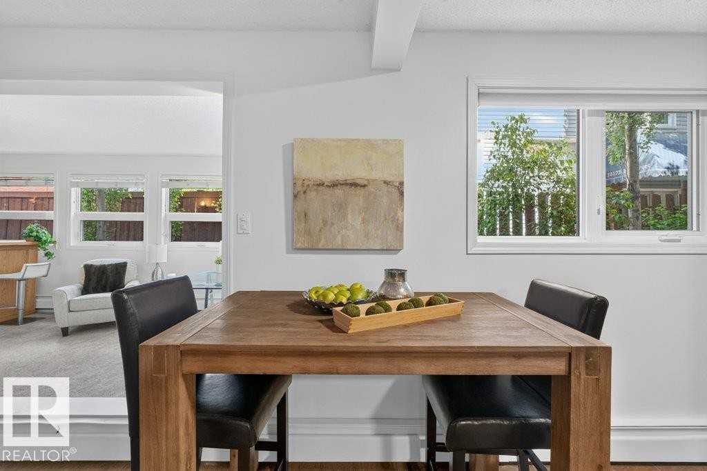 #3 10160 119 St Nw, Edmonton, AB - Indoor Photo Showing Dining Room