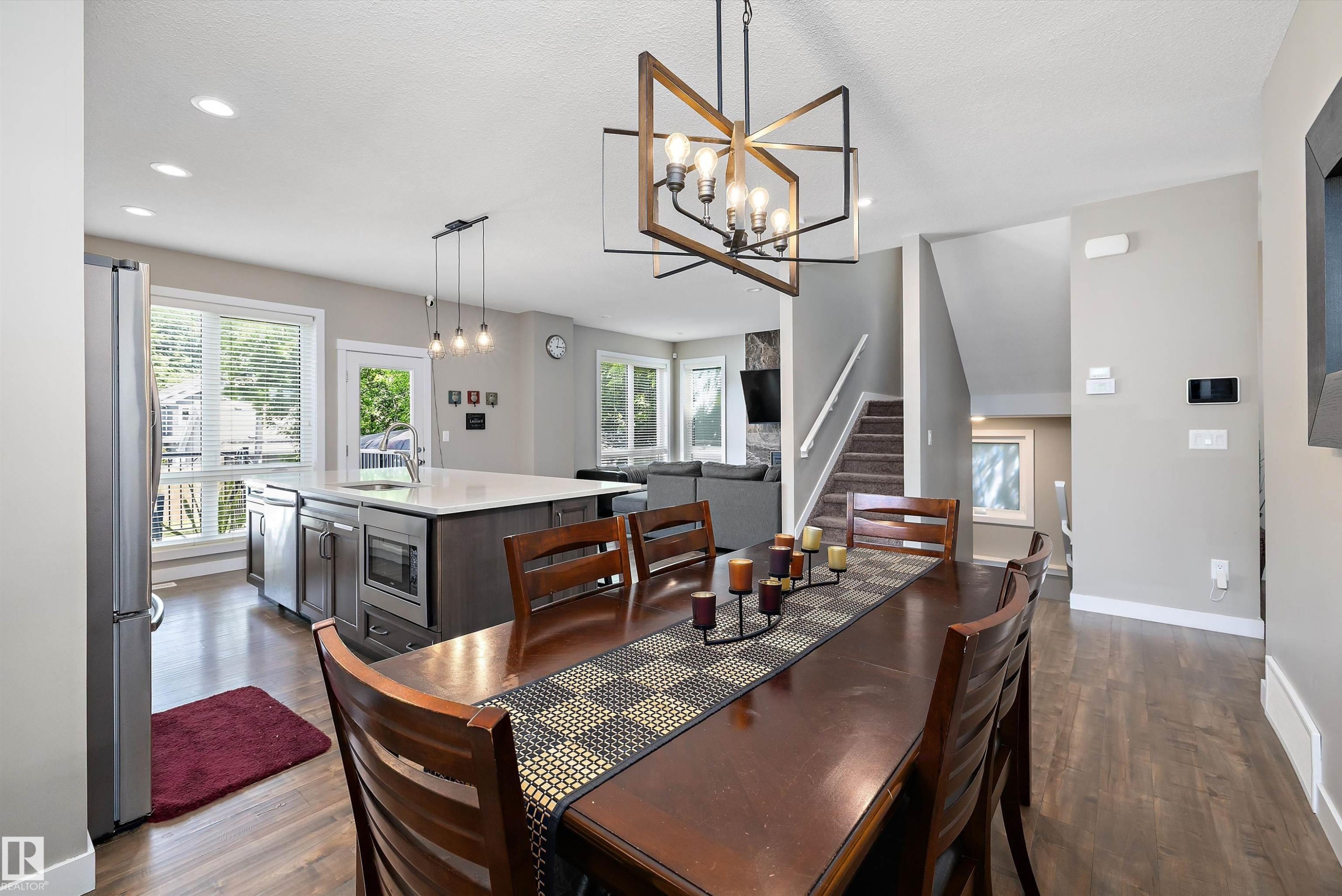 12211 57 Street, Edmonton, AB