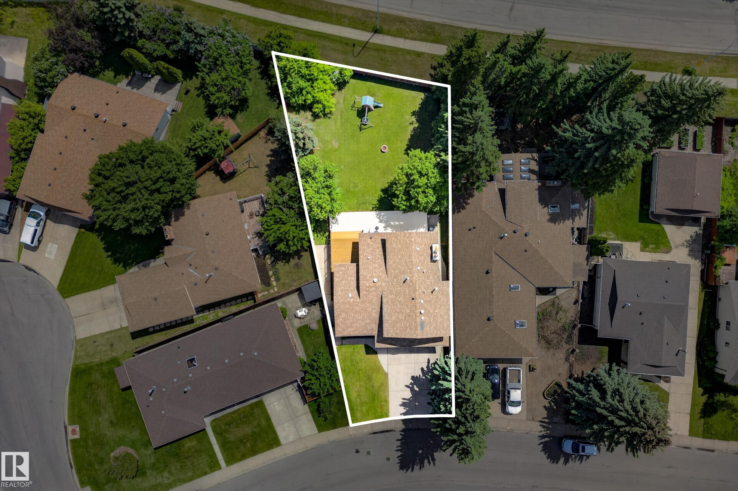 55 Ekota Crescent Nw, Edmonton, AB - Outdoor With View