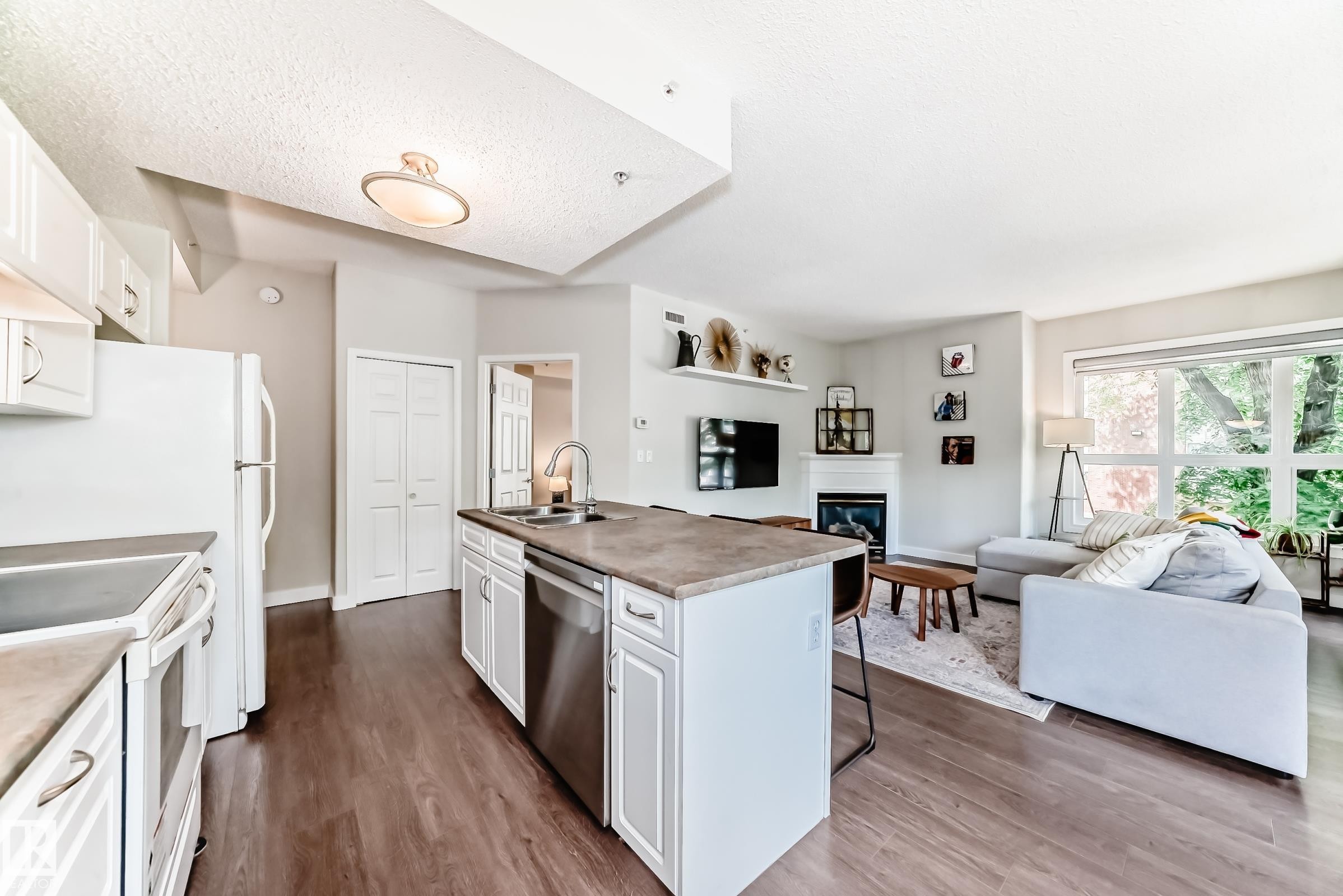 201 11103 84 Avenue, Edmonton, AB