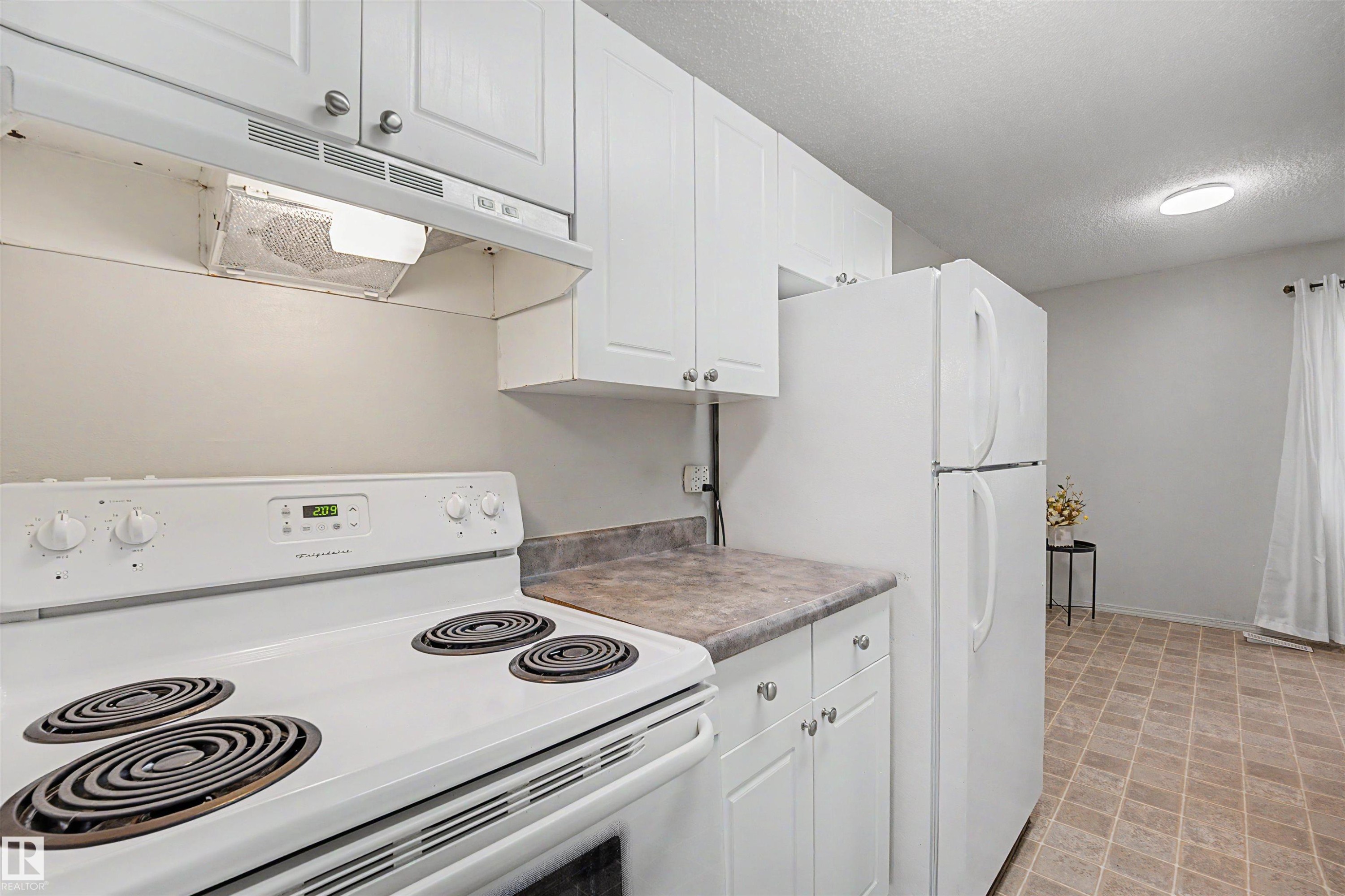 198 11421 34 Street, Edmonton, AB