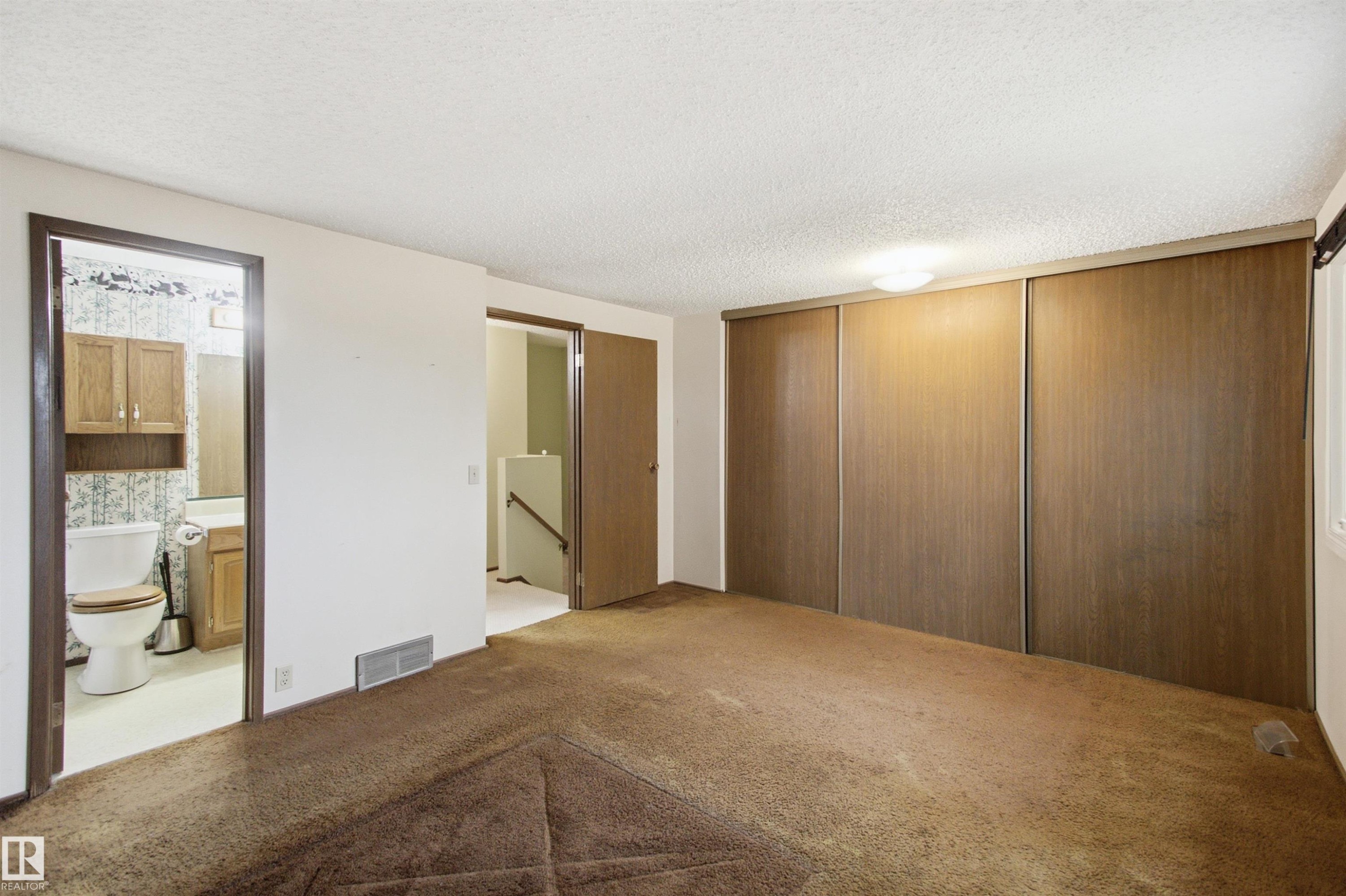 3310 48 Street, Edmonton, AB