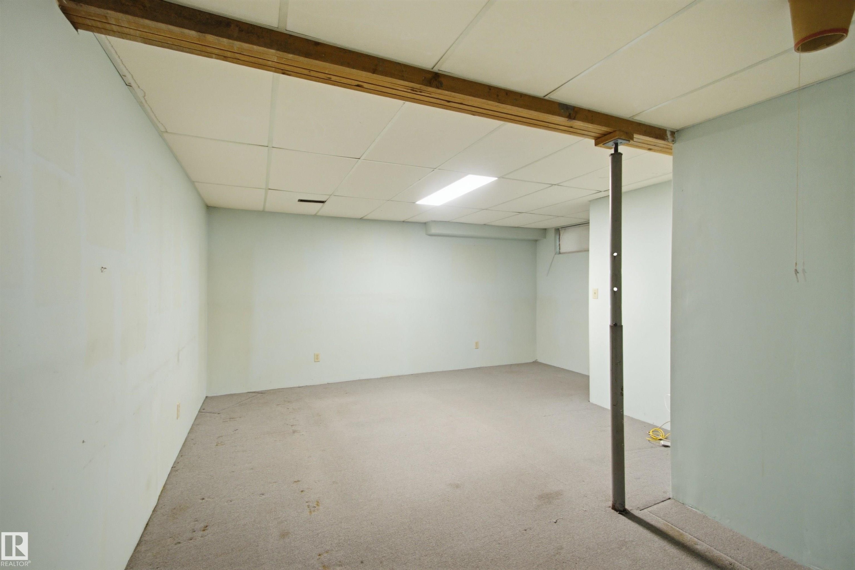 3310 48 Street, Edmonton, AB