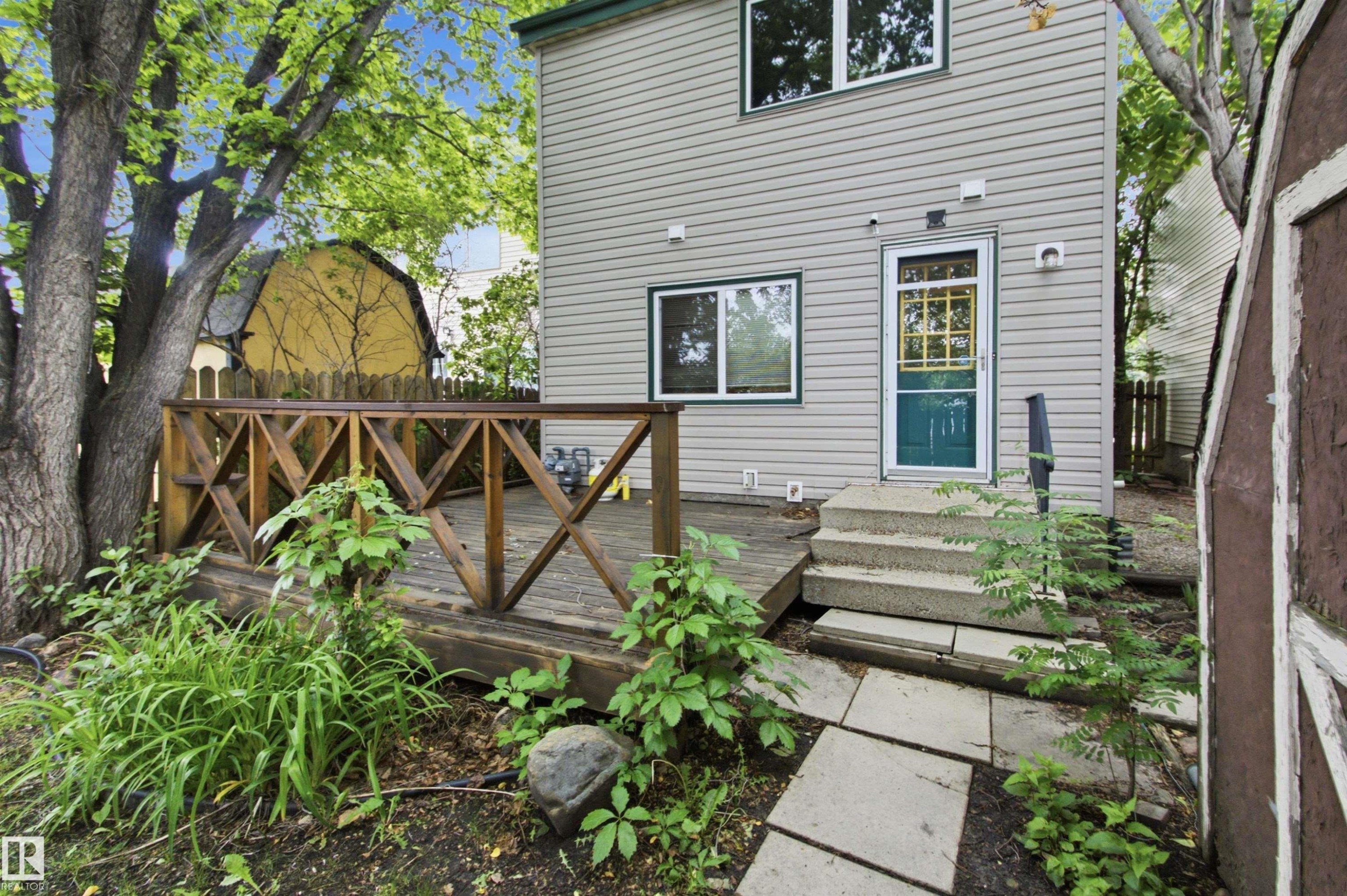 3310 48 Street, Edmonton, AB