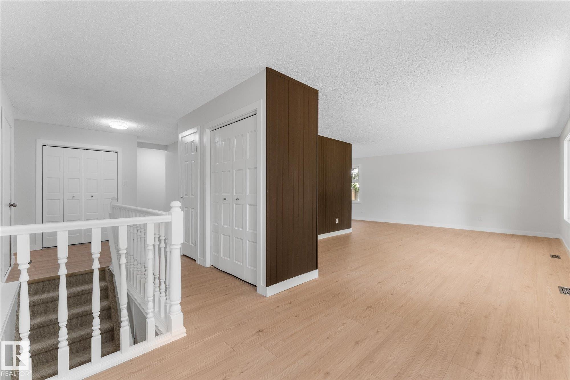 44 Arlington Drive, St. Albert, AB - Indoor Photo Showing Other Room