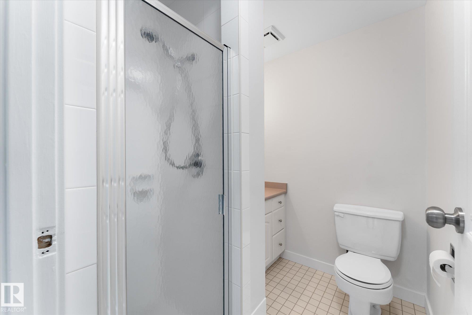 44 Arlington Drive, St. Albert, AB - Indoor Photo Showing Bathroom