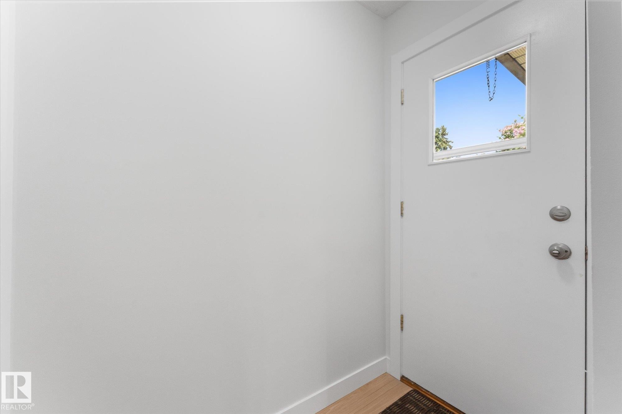 44 Arlington Drive, St. Albert, AB - Indoor Photo Showing Other Room