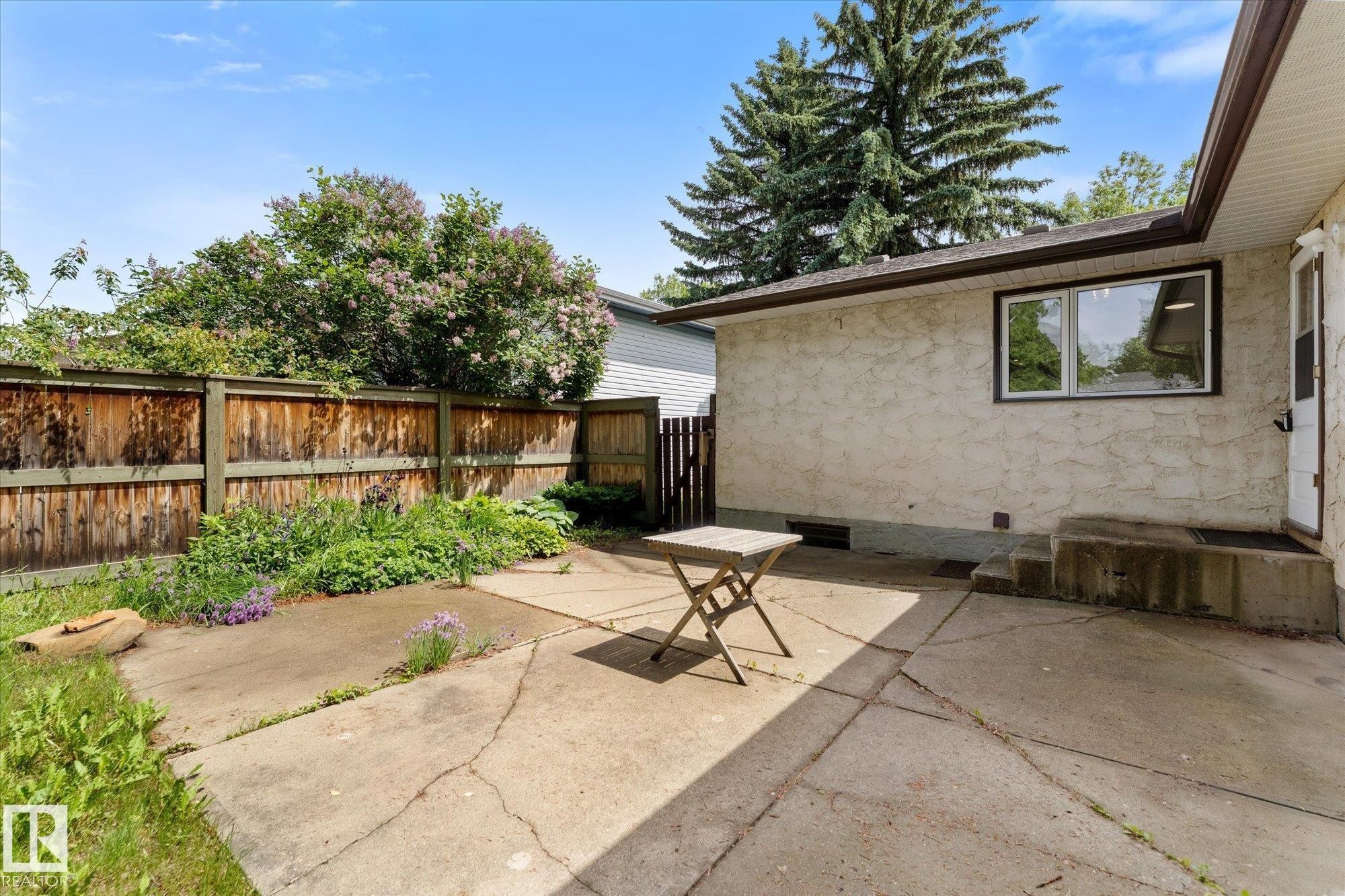 44 Arlington Drive, St. Albert, AB - Outdoor